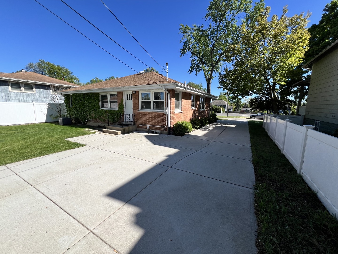 328 4th Street