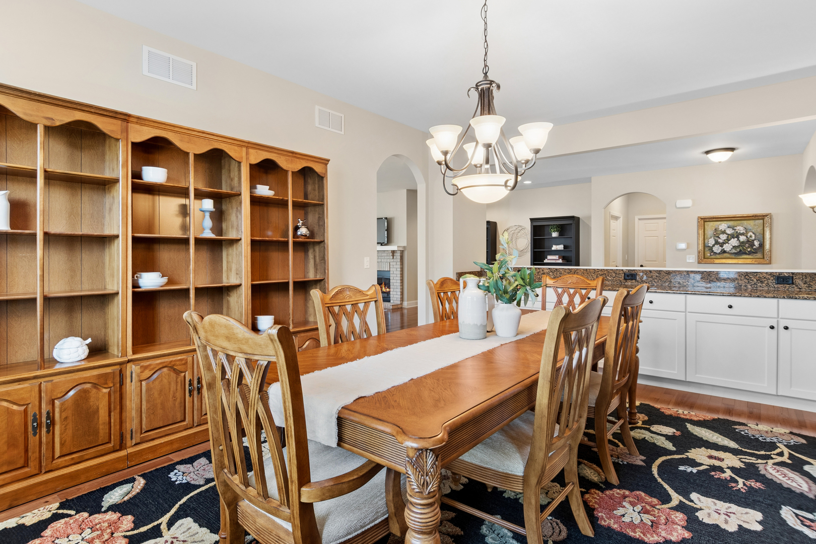 2807 Edgebrook Court