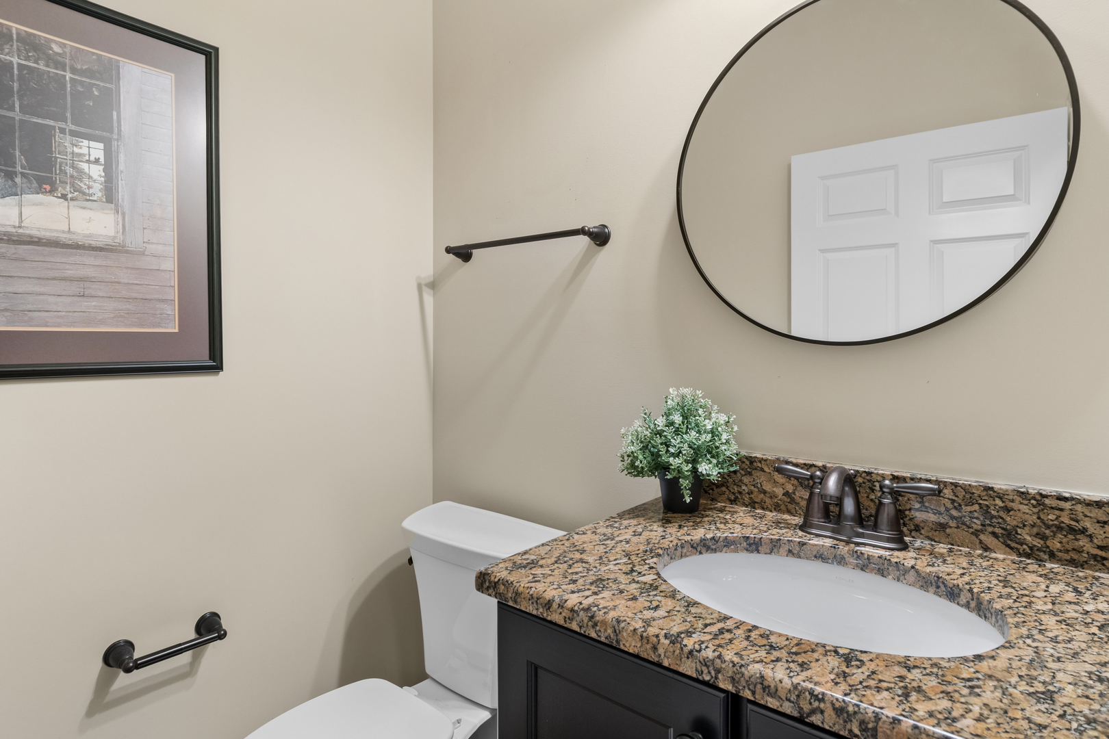 2807 Edgebrook Court