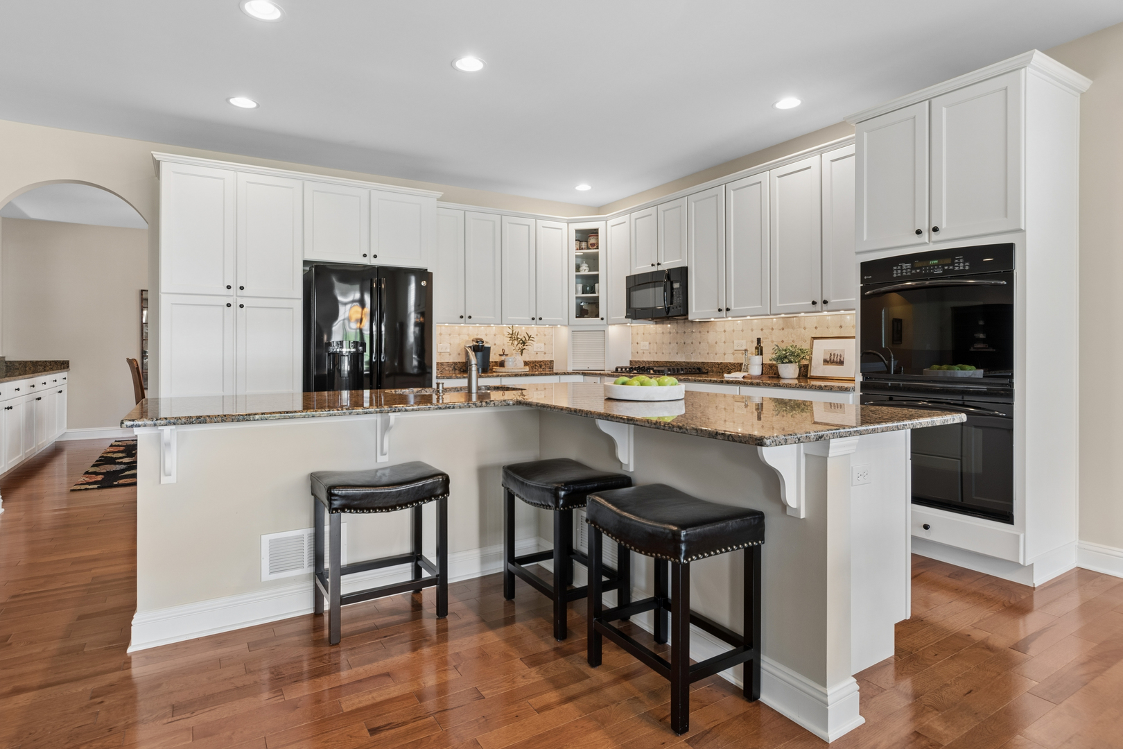 2807 Edgebrook Court