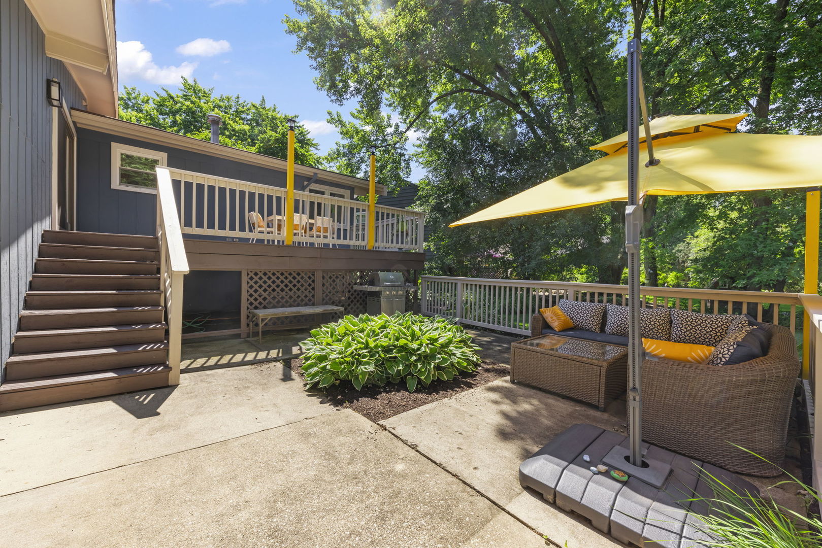 917 Royal Blackheath Court