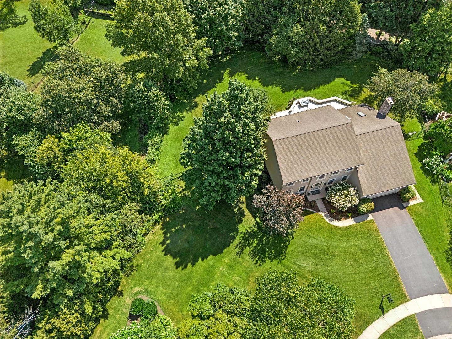 832 Wexford Court