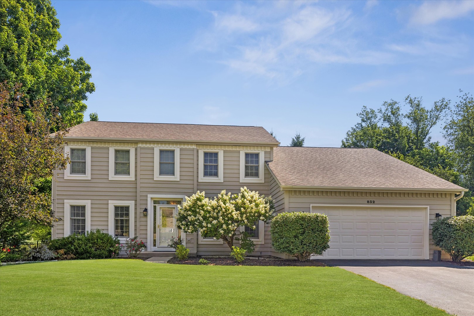 832 Wexford Court
