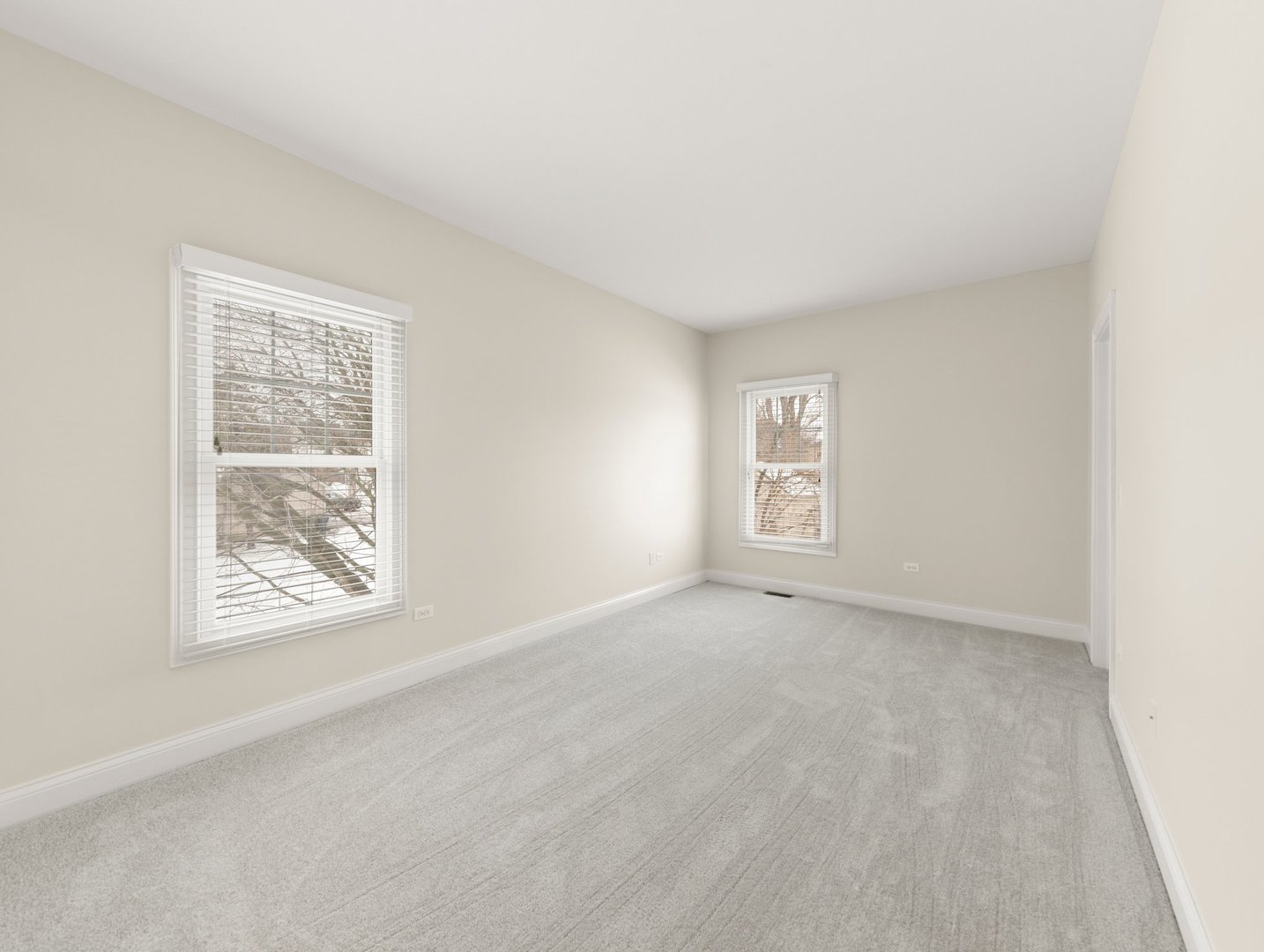 120 W Porter Avenue