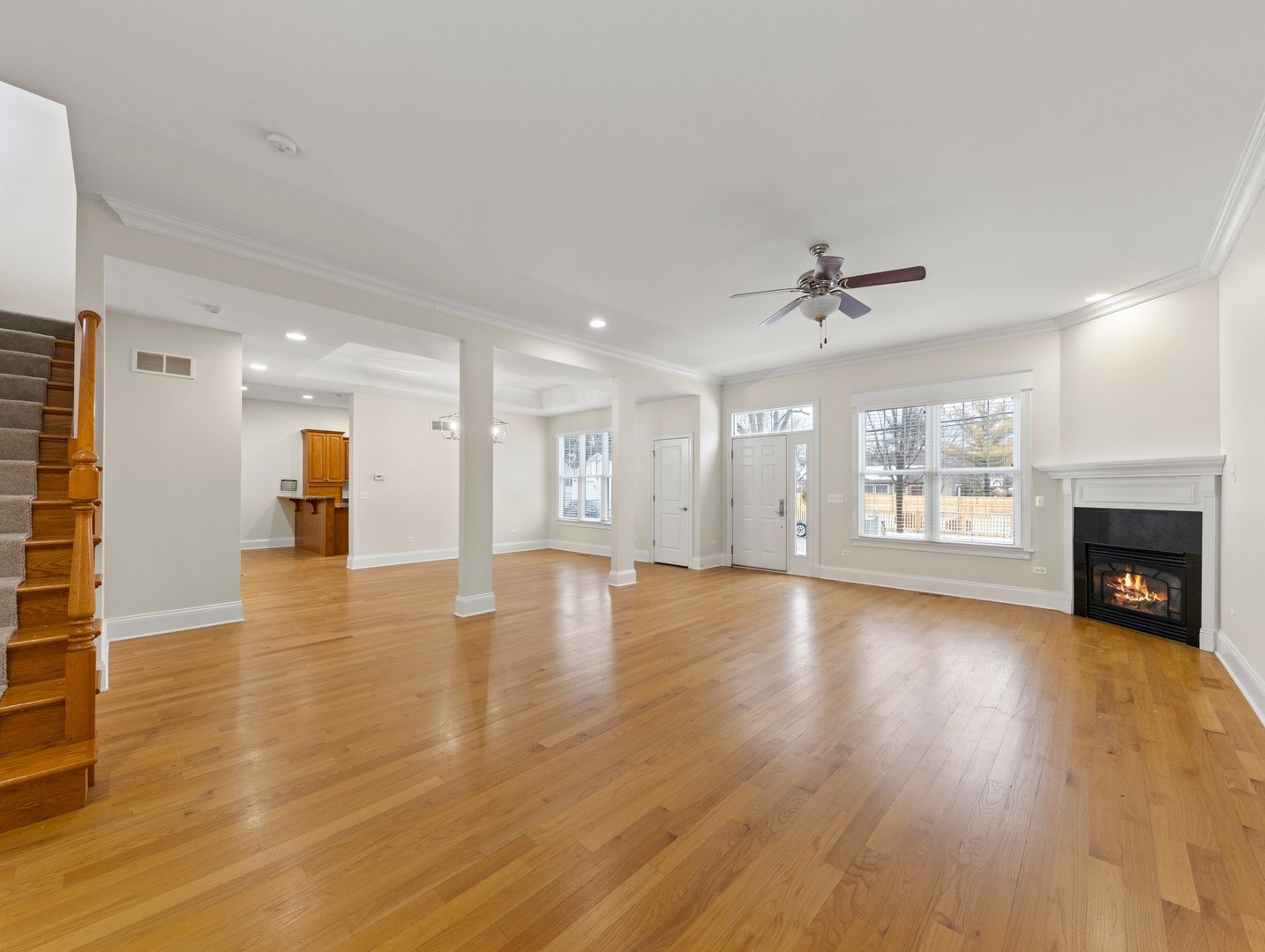 120 W Porter Avenue