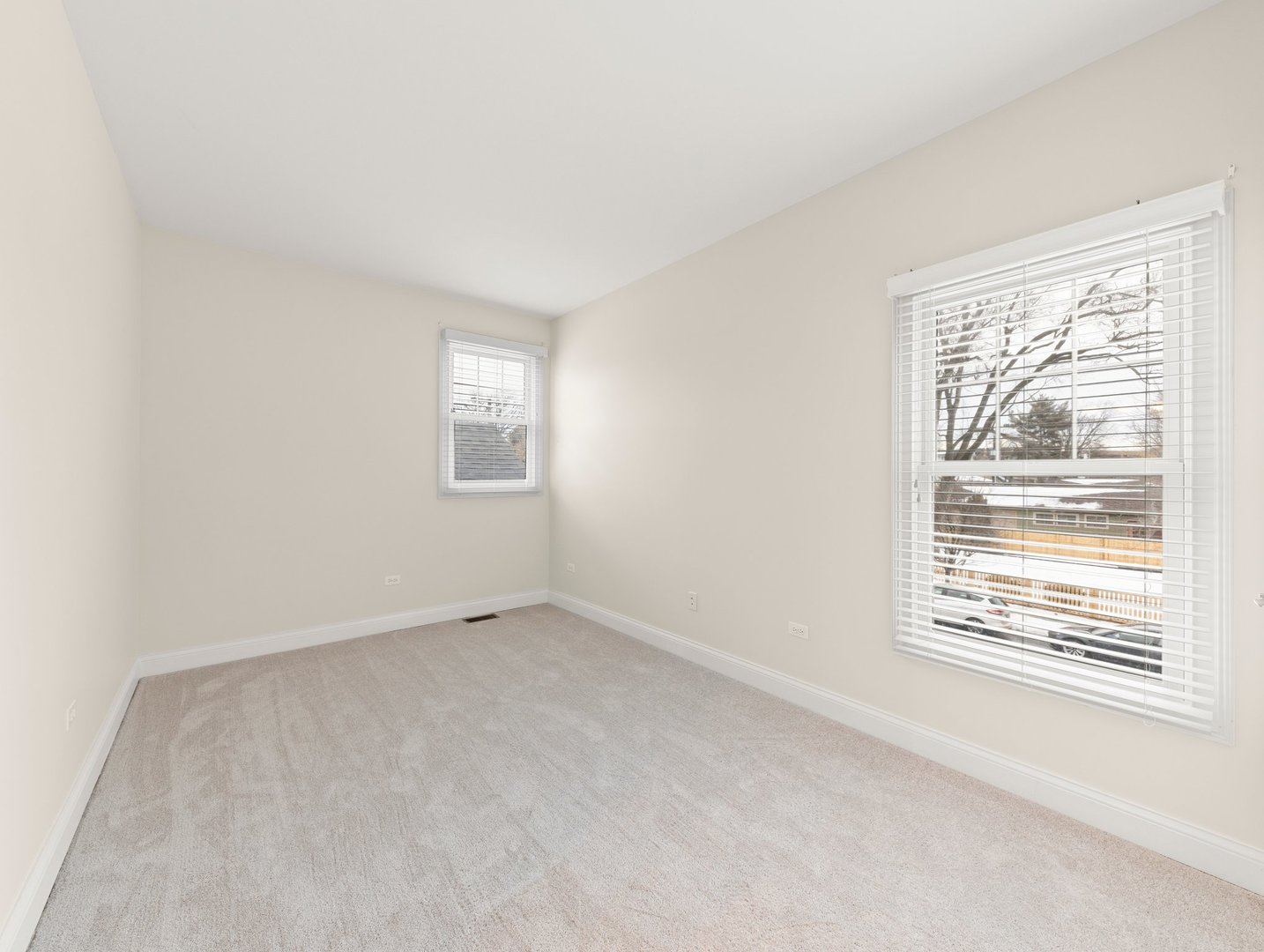 120 W Porter Avenue