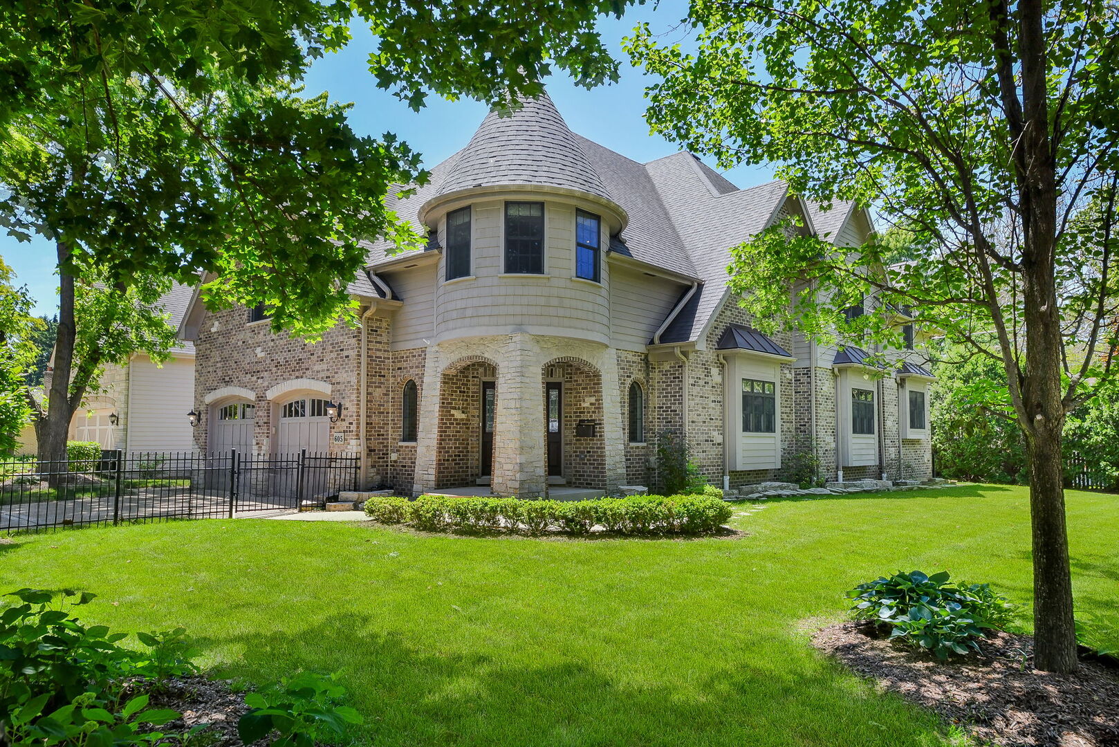 605 Thornwood Drive