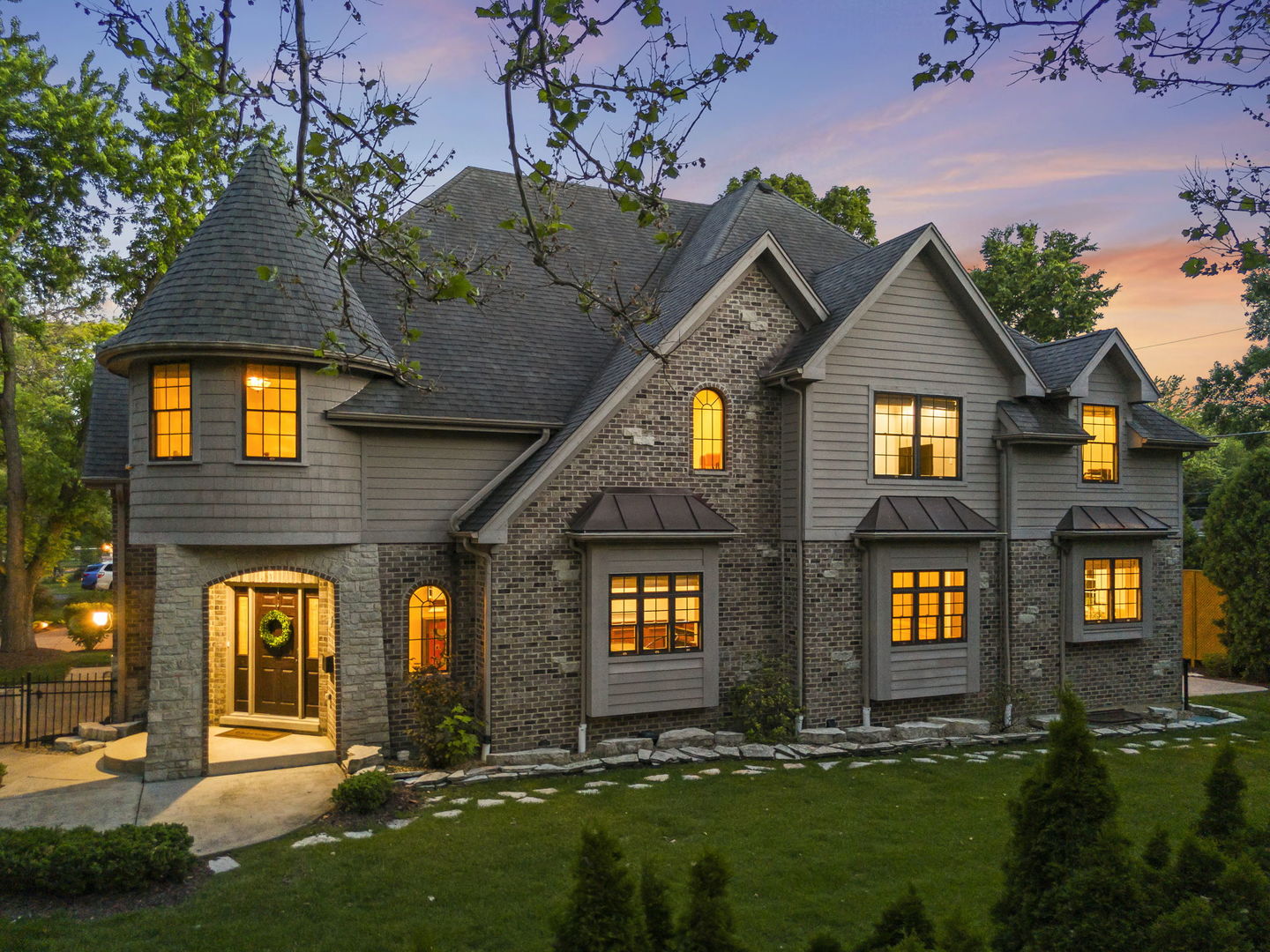 605 Thornwood Drive