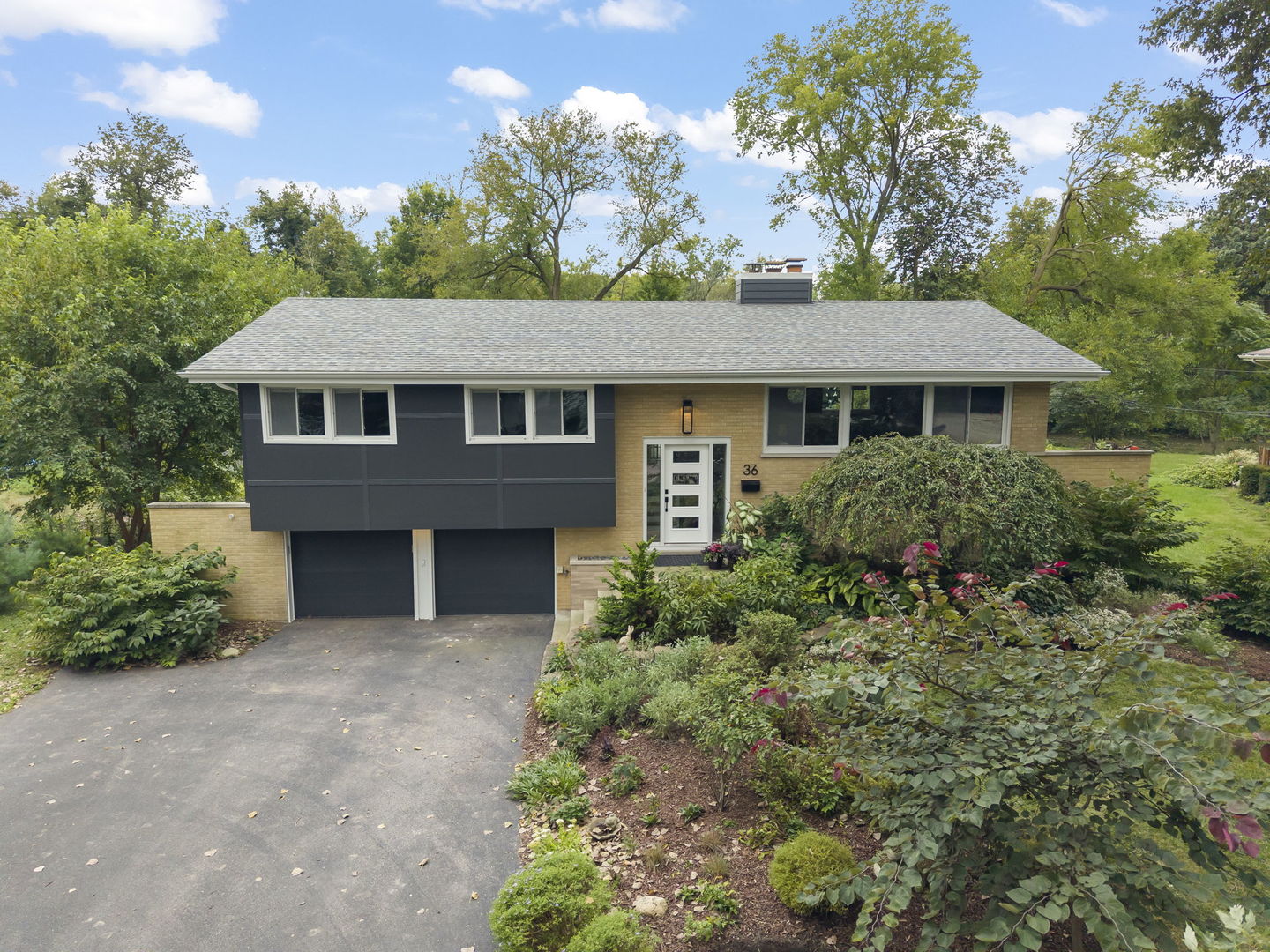 36 Golden Larch Court