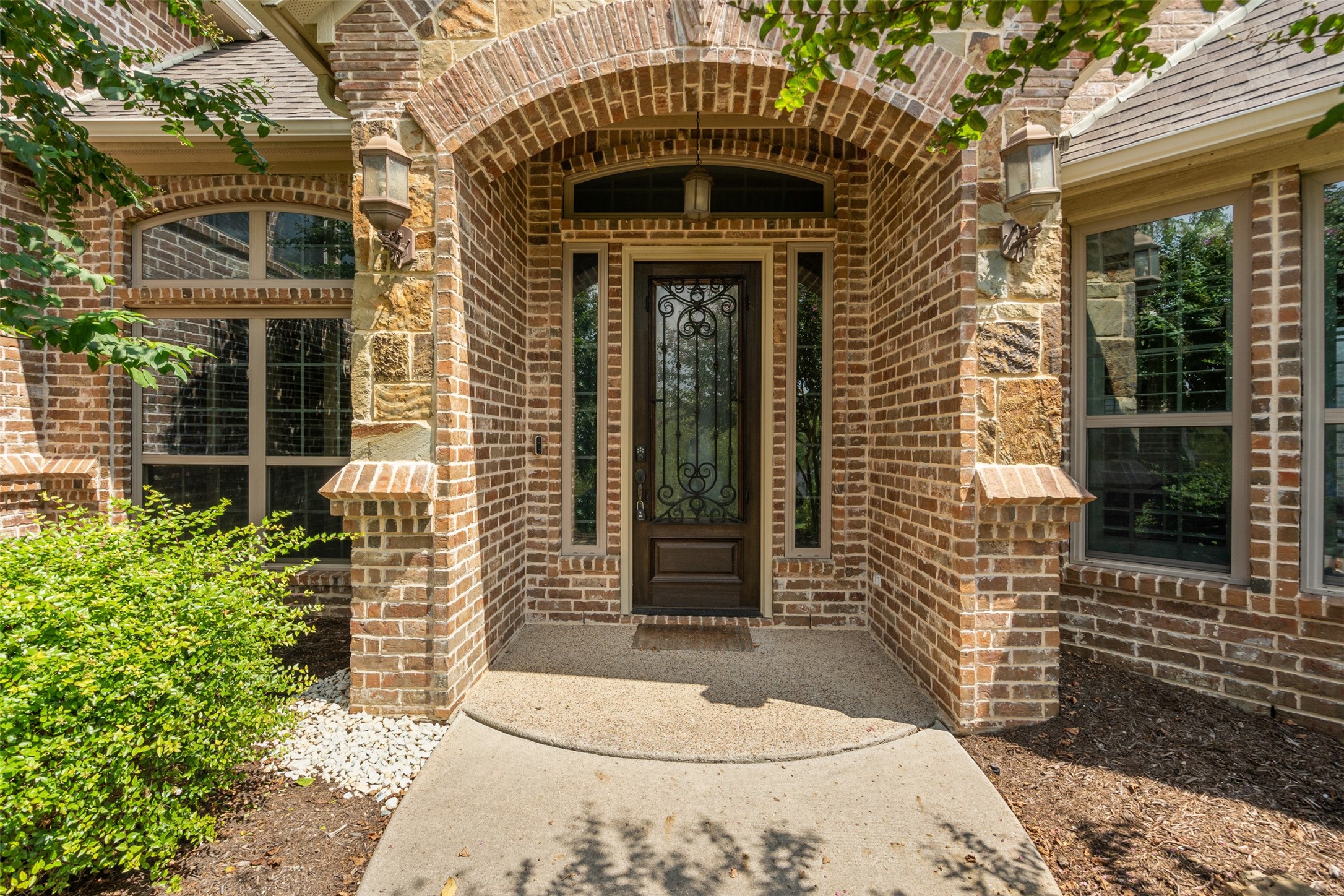 9909 Leaping Buck Point