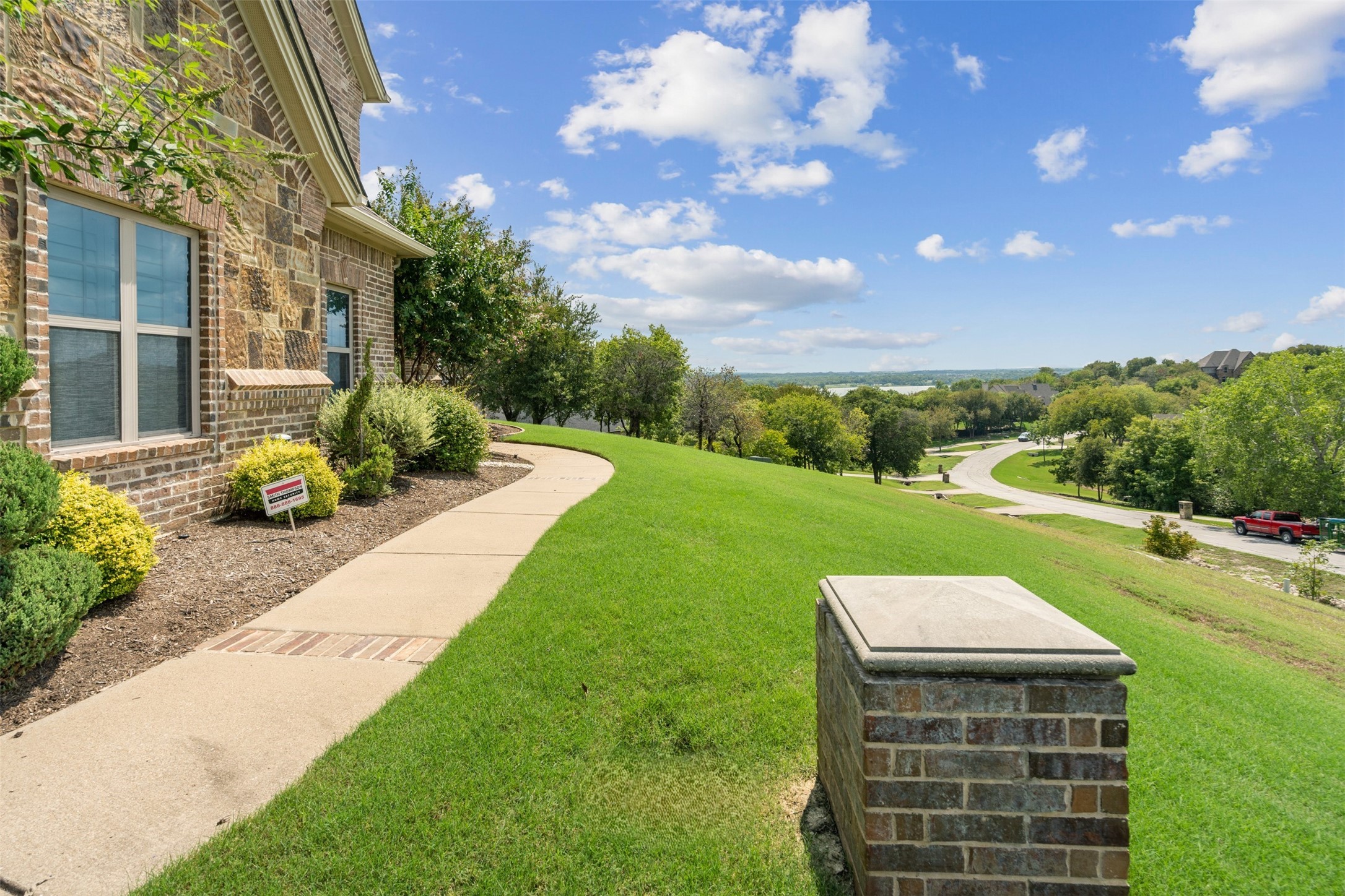 9909 Leaping Buck Point