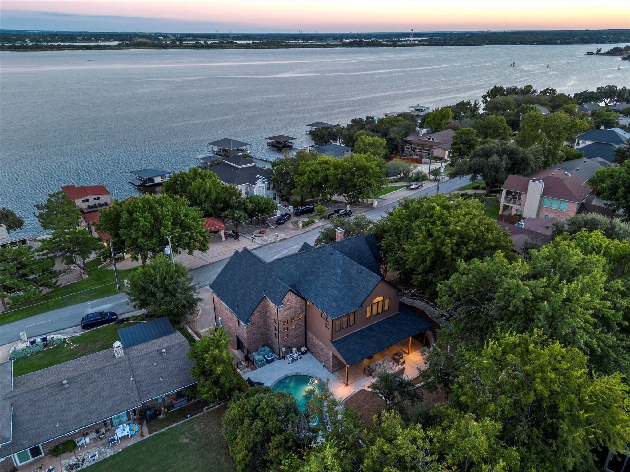 4922 Rio Vista Drive