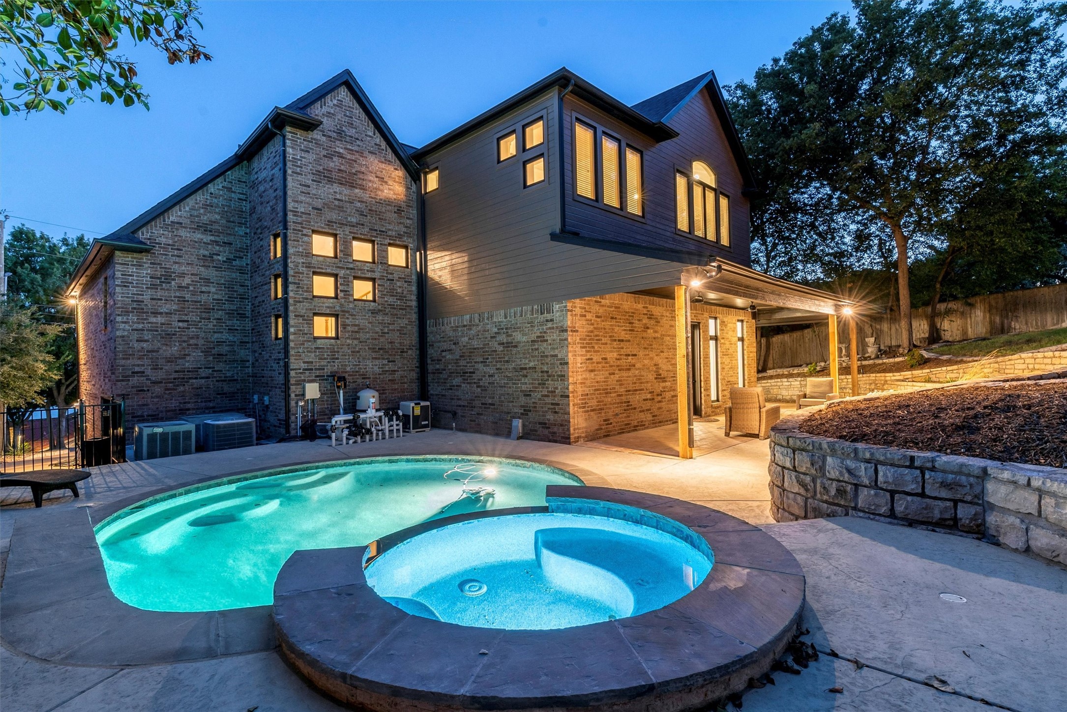 4922 Rio Vista Drive