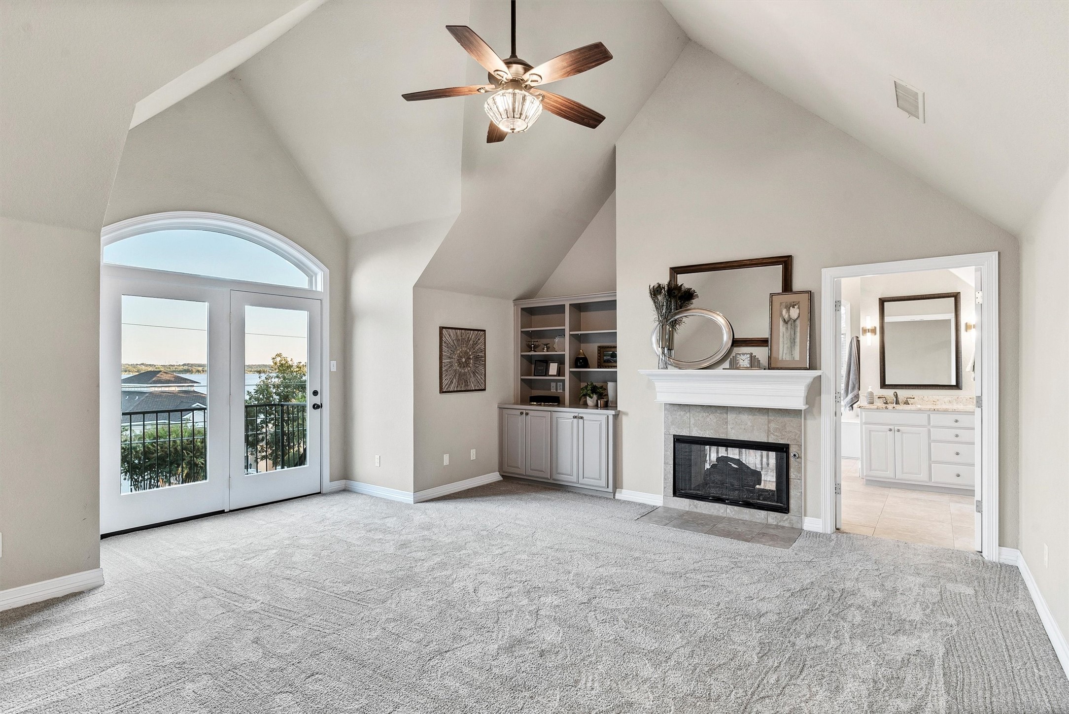 4922 Rio Vista Drive