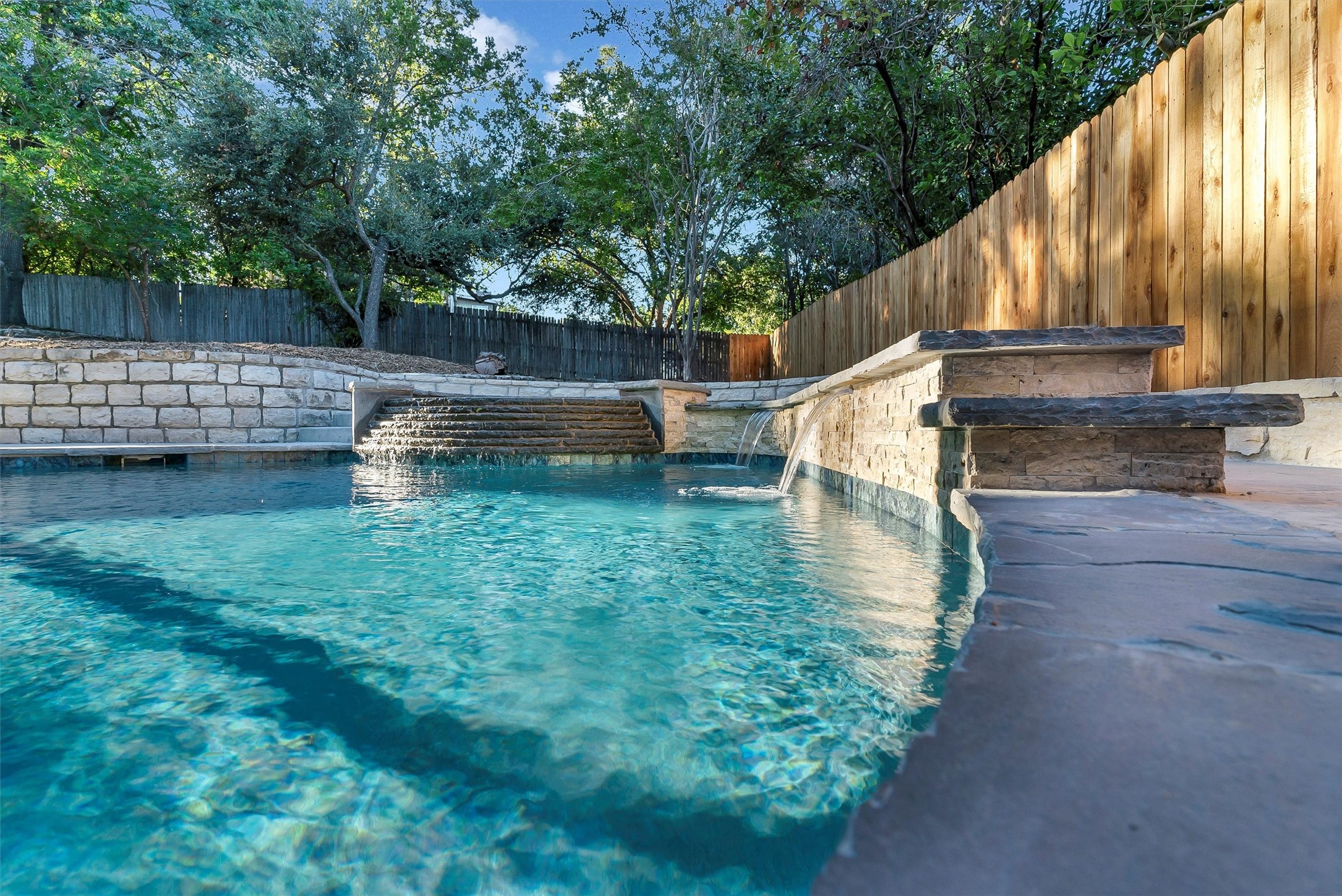 4922 Rio Vista Drive