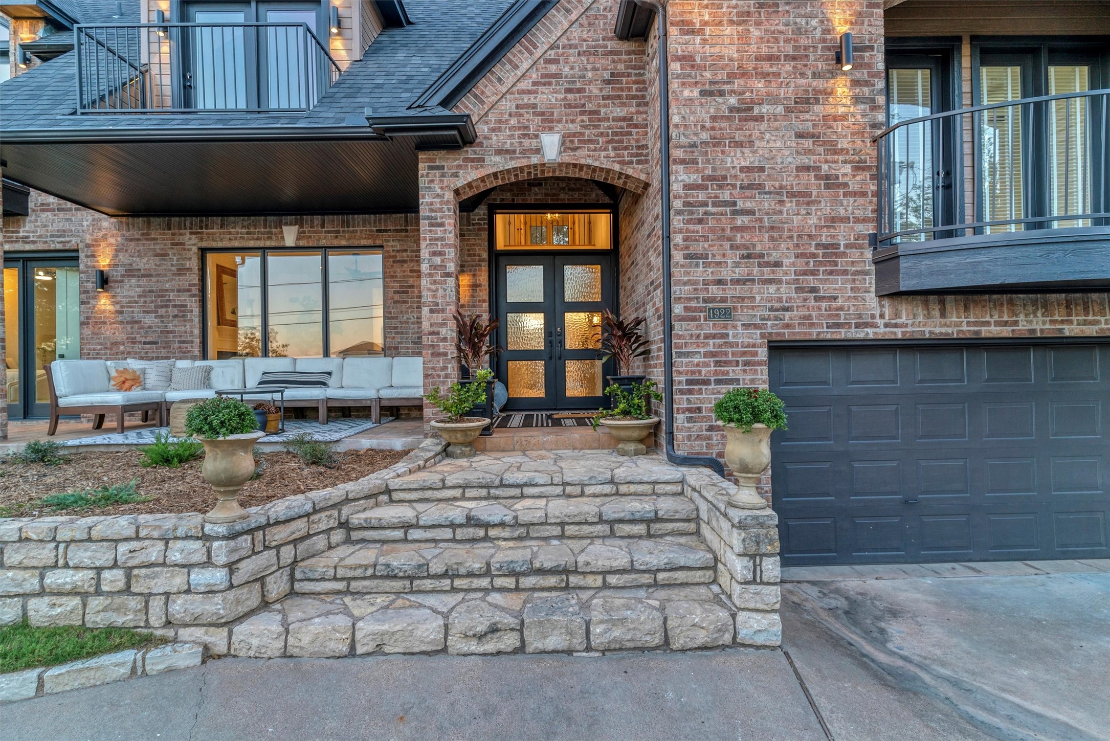 4922 Rio Vista Drive