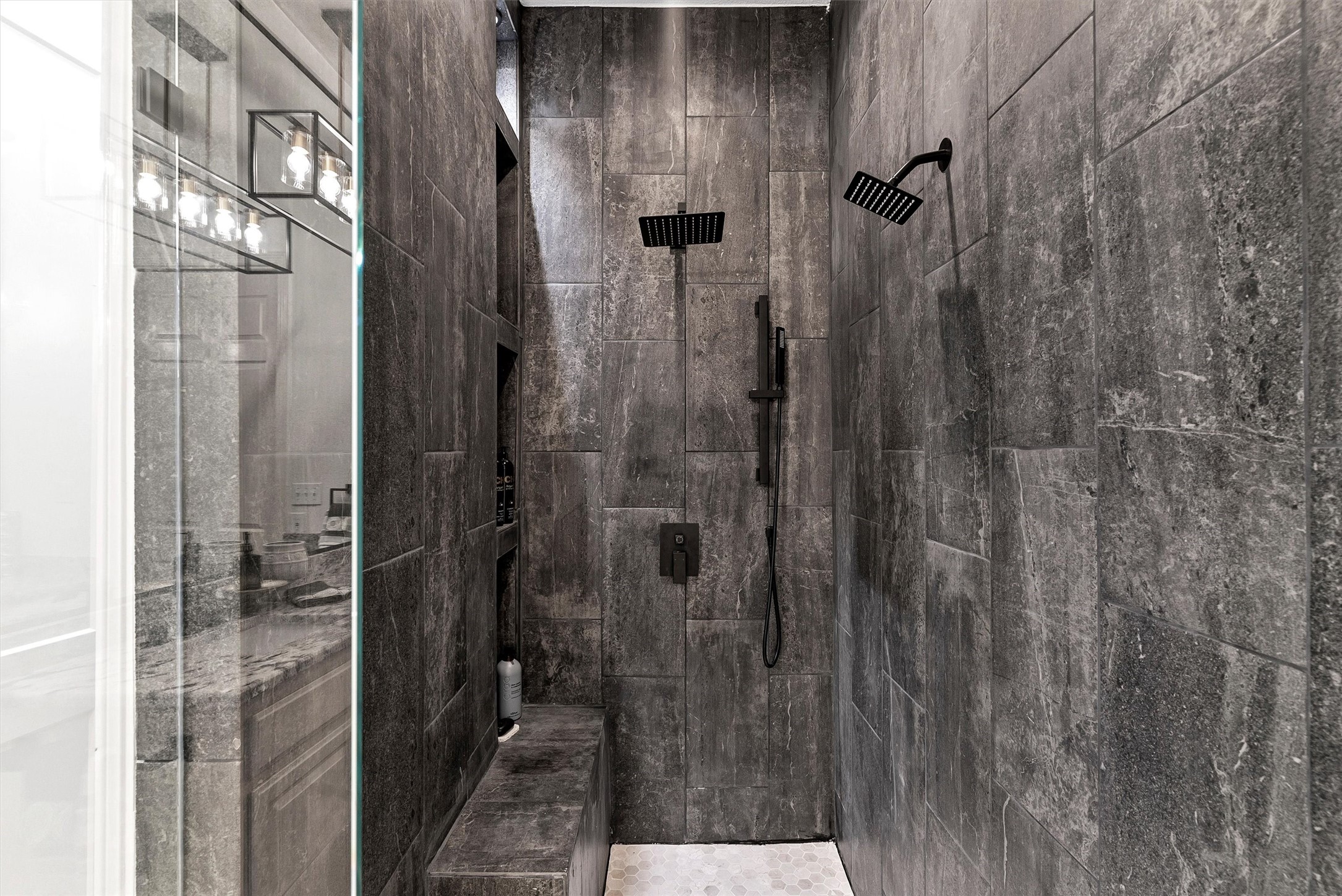 4922 Rio Vista Drive