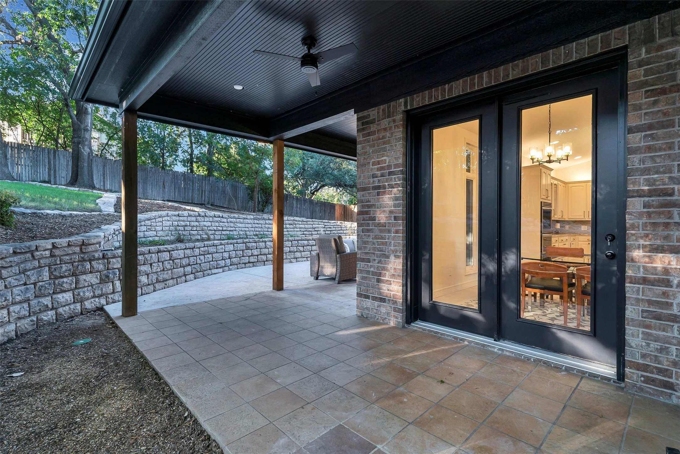 4922 Rio Vista Drive