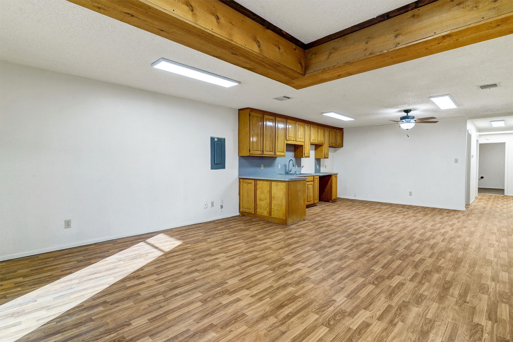 2004 Southwest Parkway