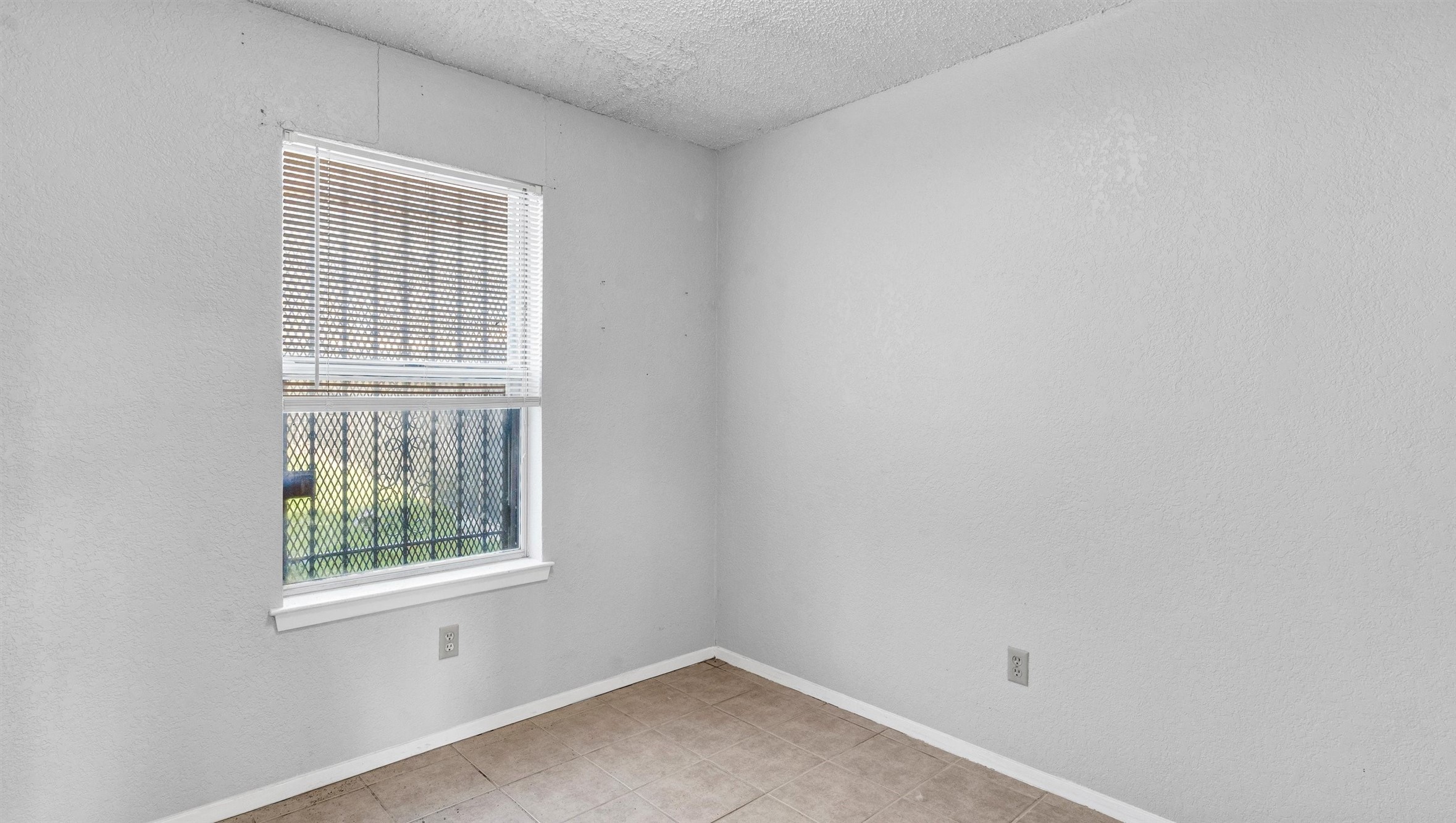 5408 Kilpatrick Avenue