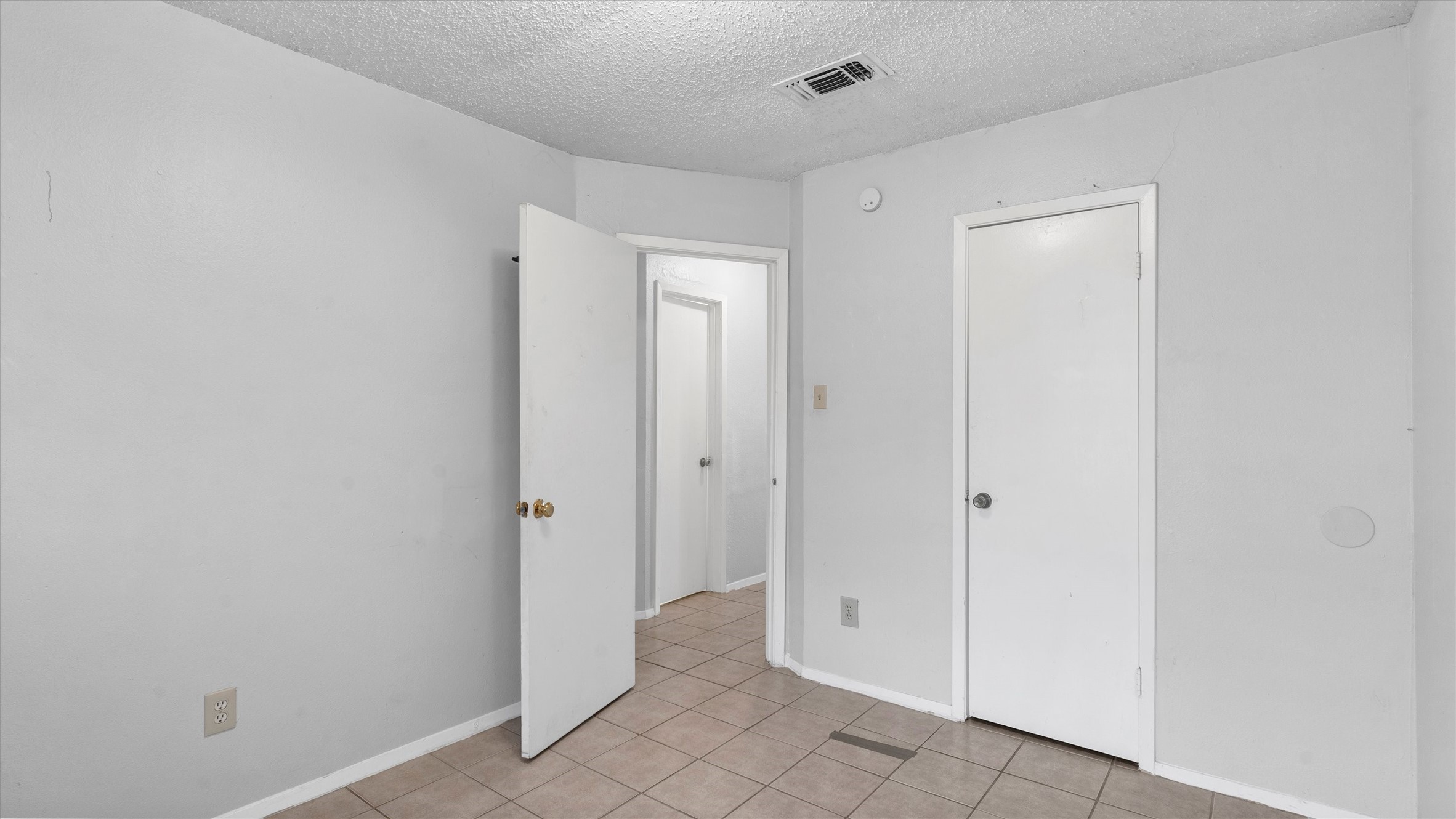 5408 Kilpatrick Avenue