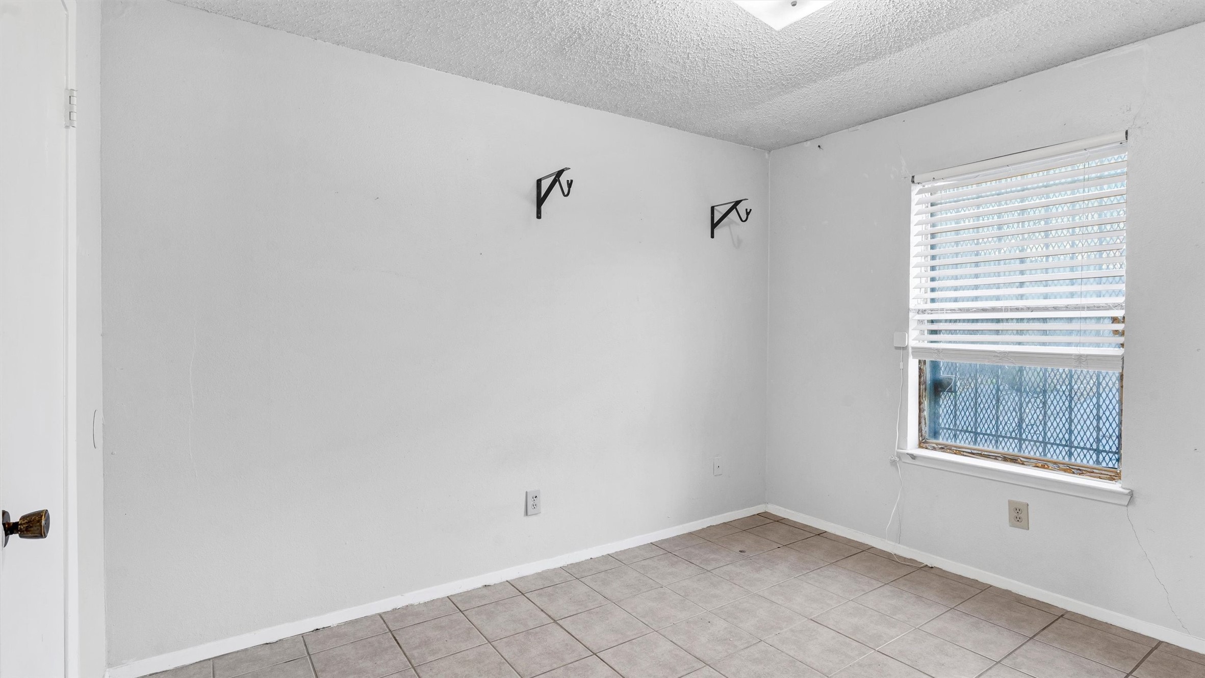 5408 Kilpatrick Avenue