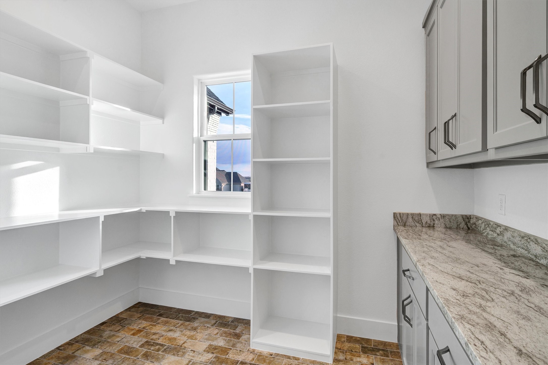 6033 Bella Terra Lane