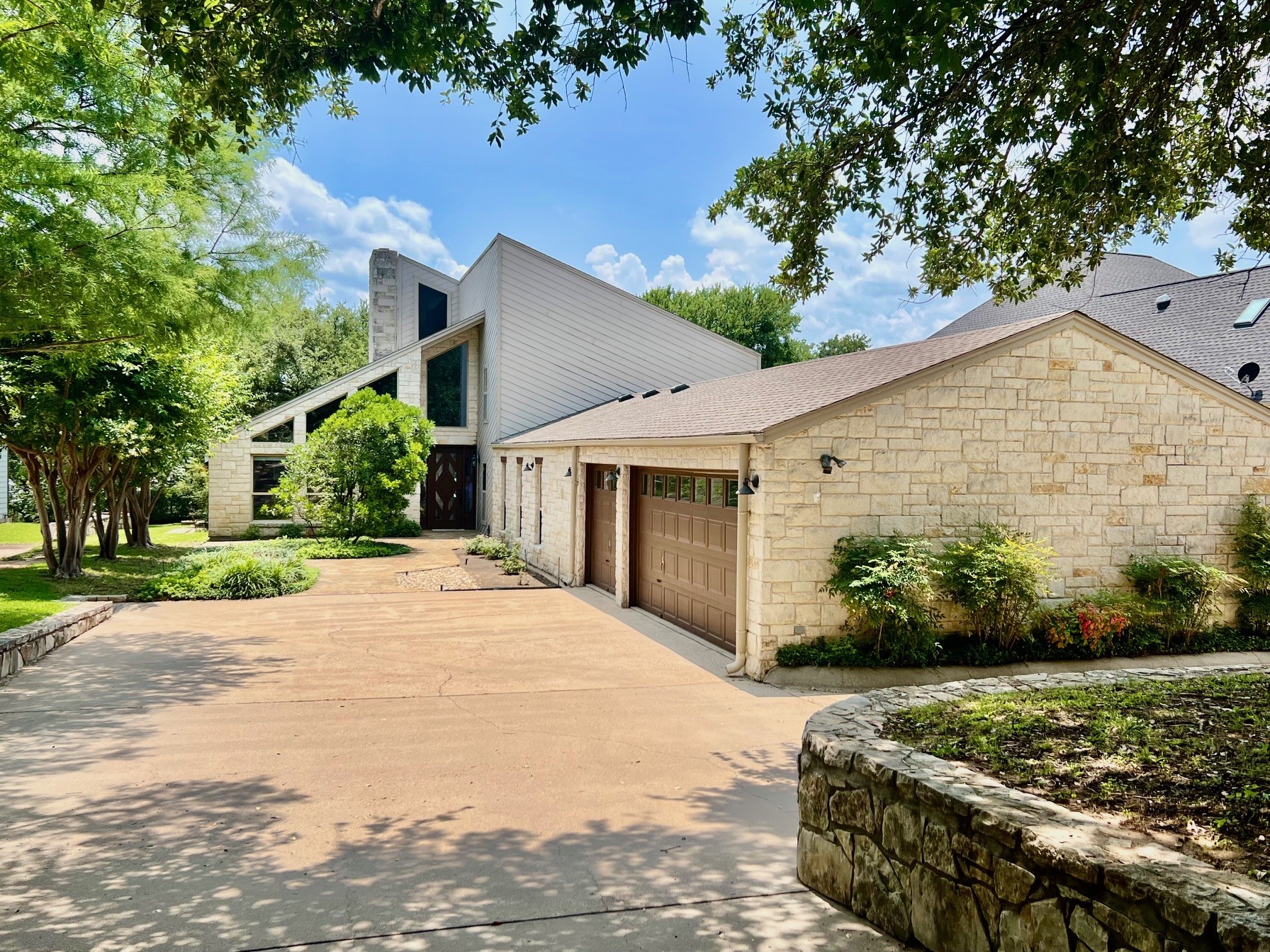 5108 Comanche Vista Trail