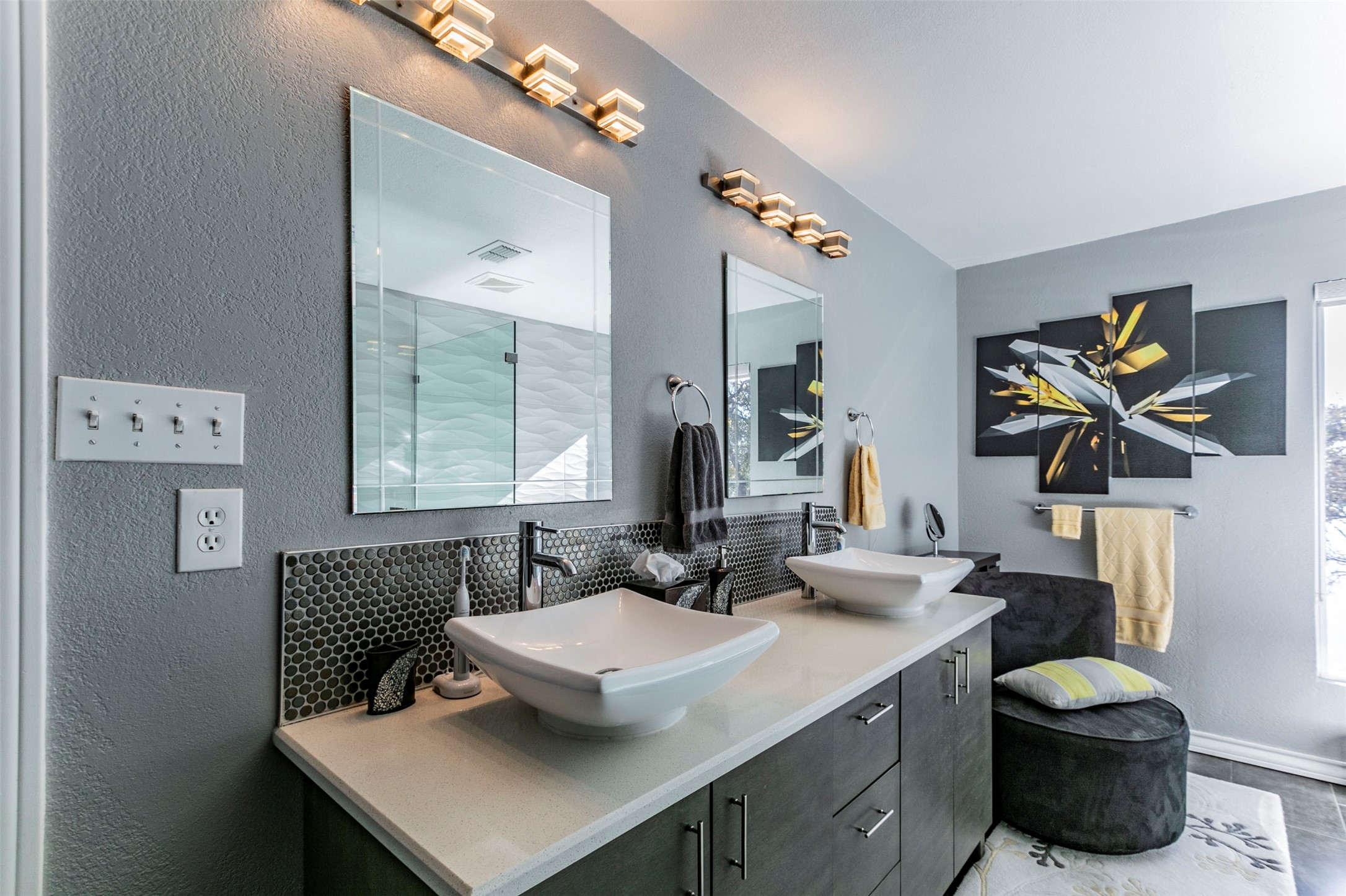 5108 Comanche Vista Trail