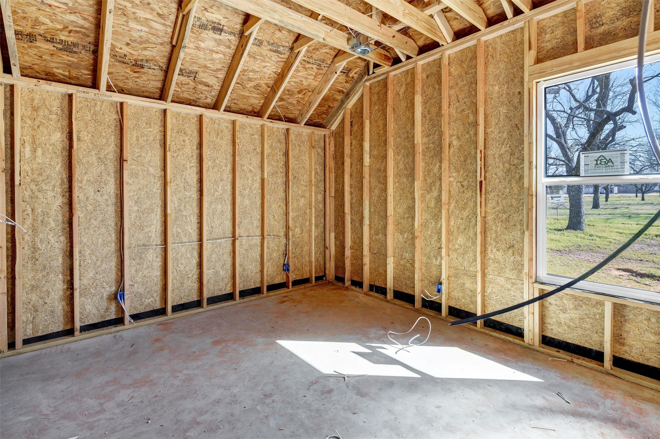 2164 Middlewood Circle