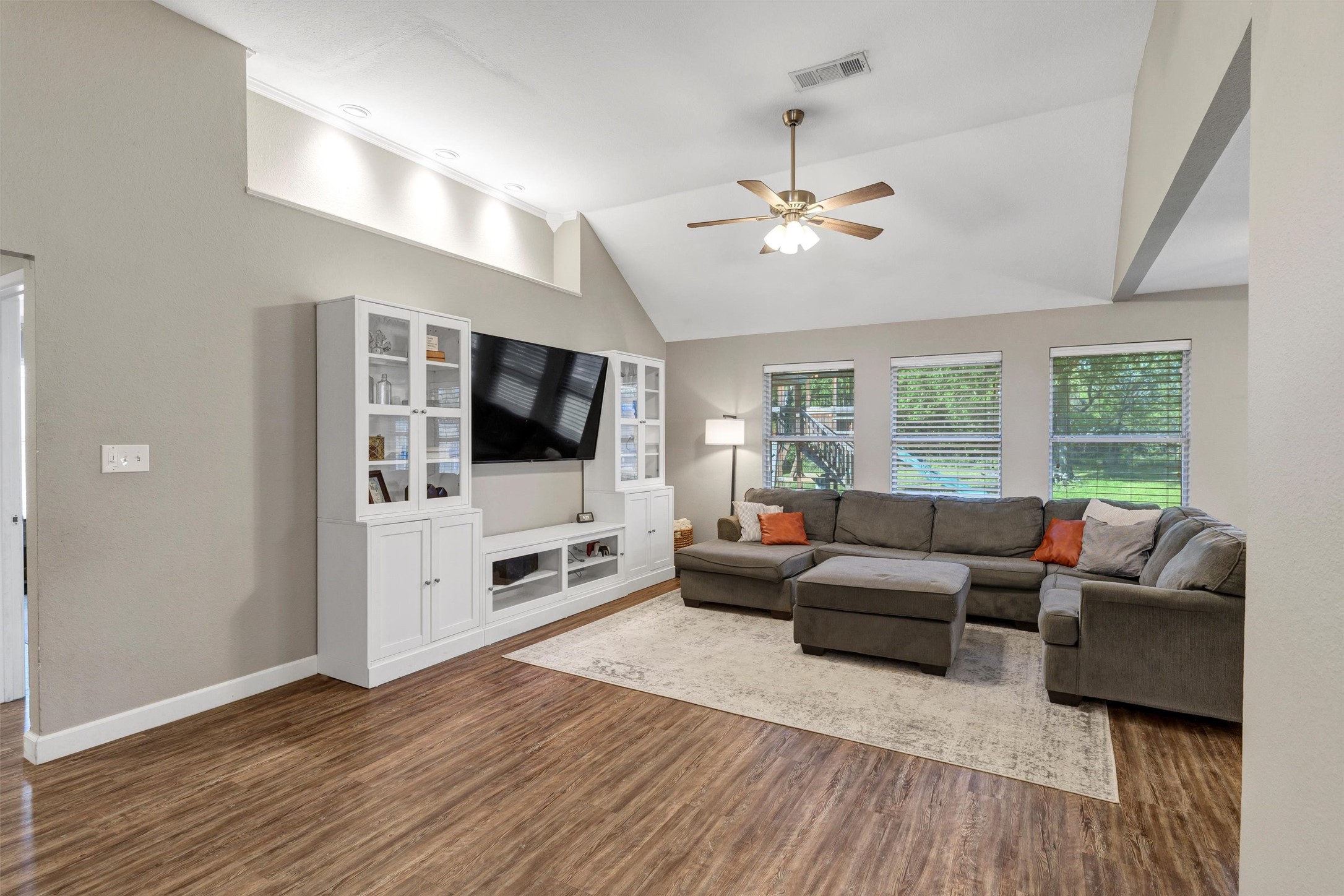 1502 Spanish Trail Drive