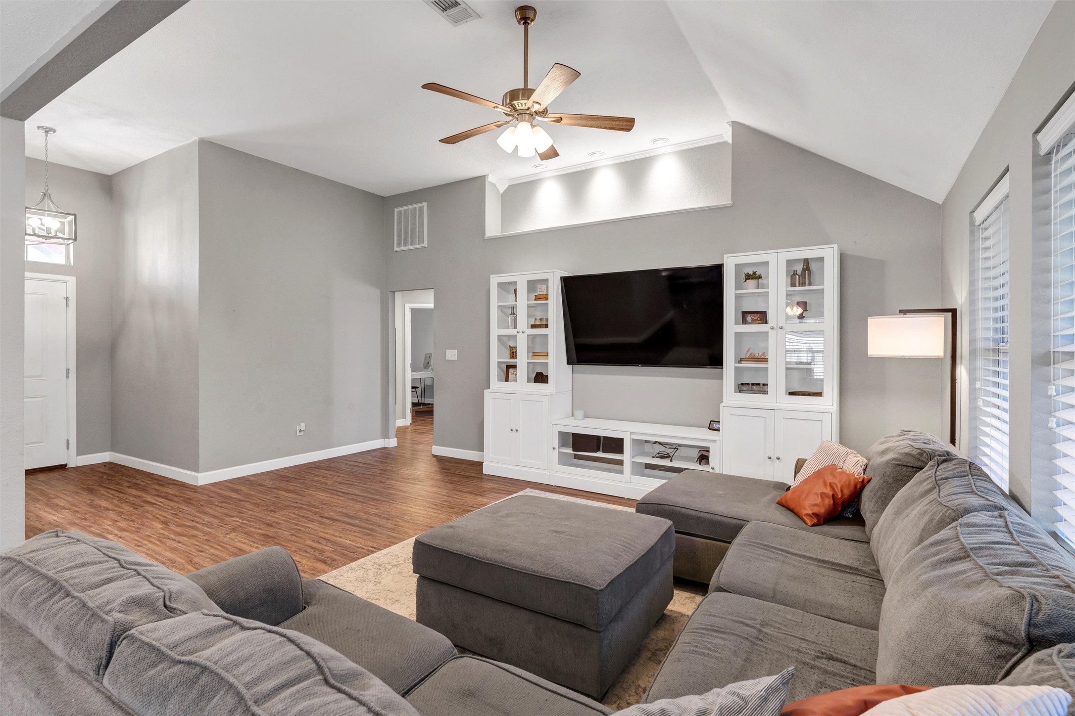 1502 Spanish Trail Drive