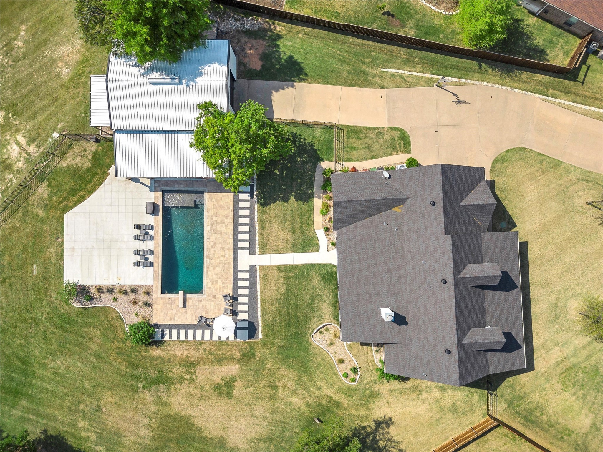 3227 Golden Oaks Circle