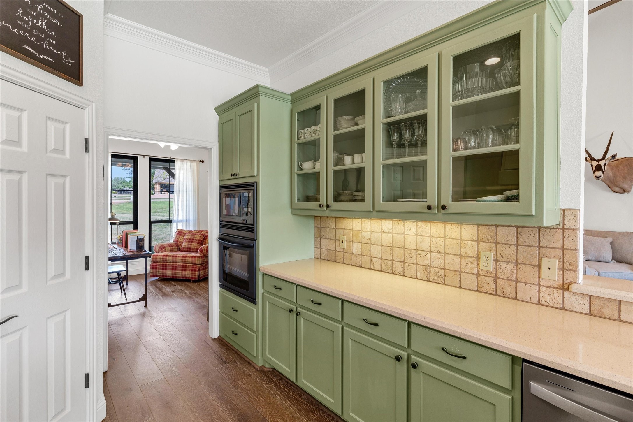 3227 Golden Oaks Circle