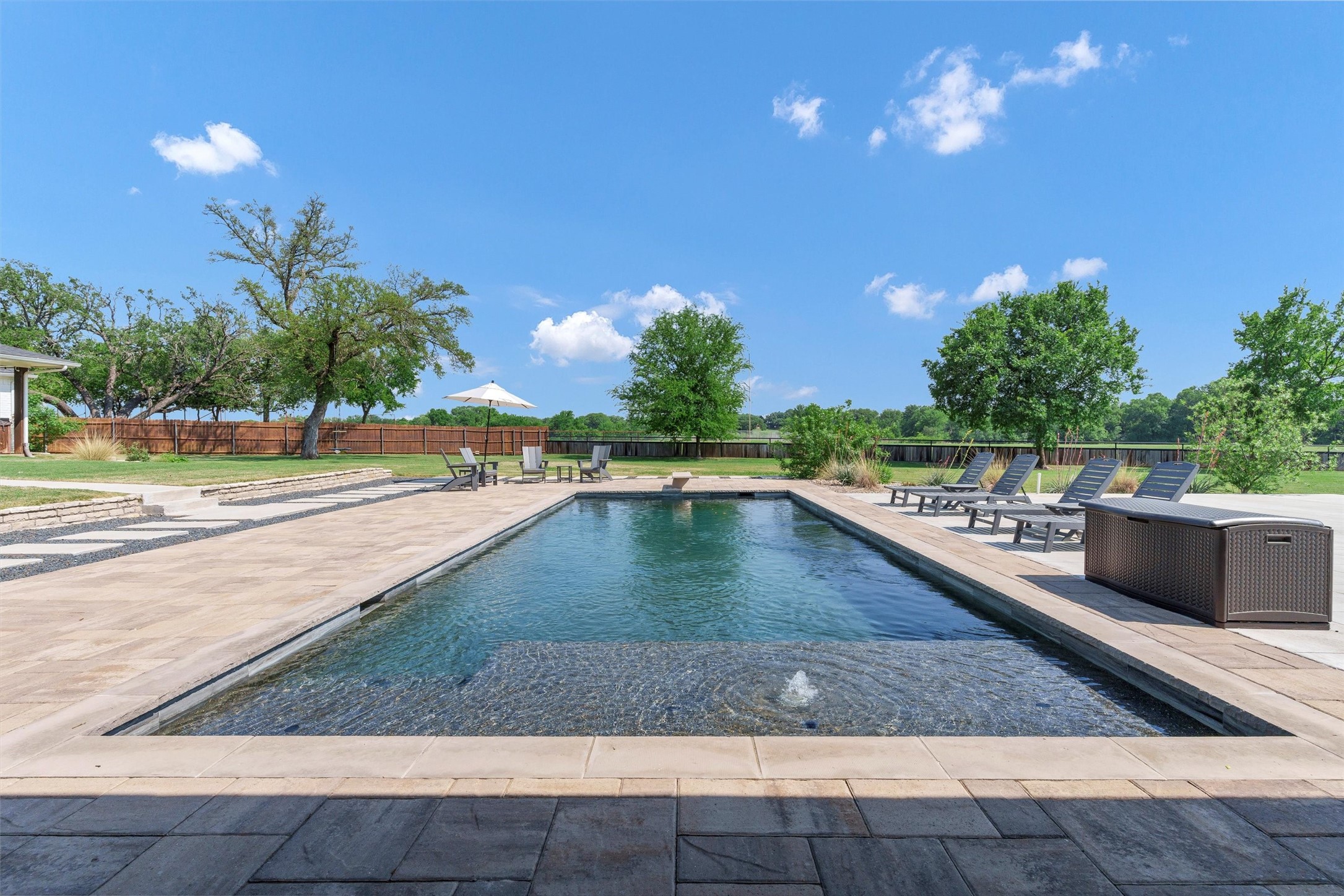 3227 Golden Oaks Circle