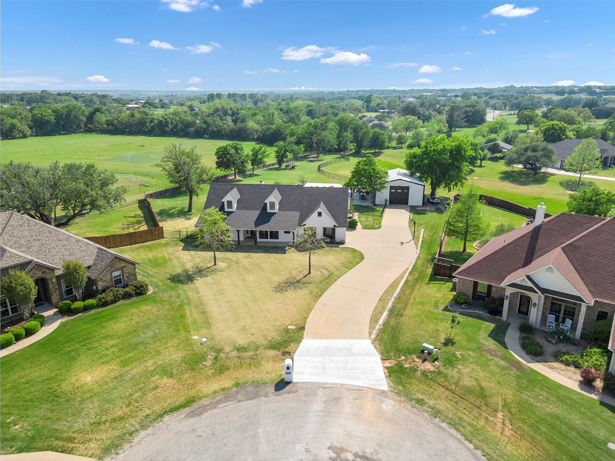 3227 Golden Oaks Circle