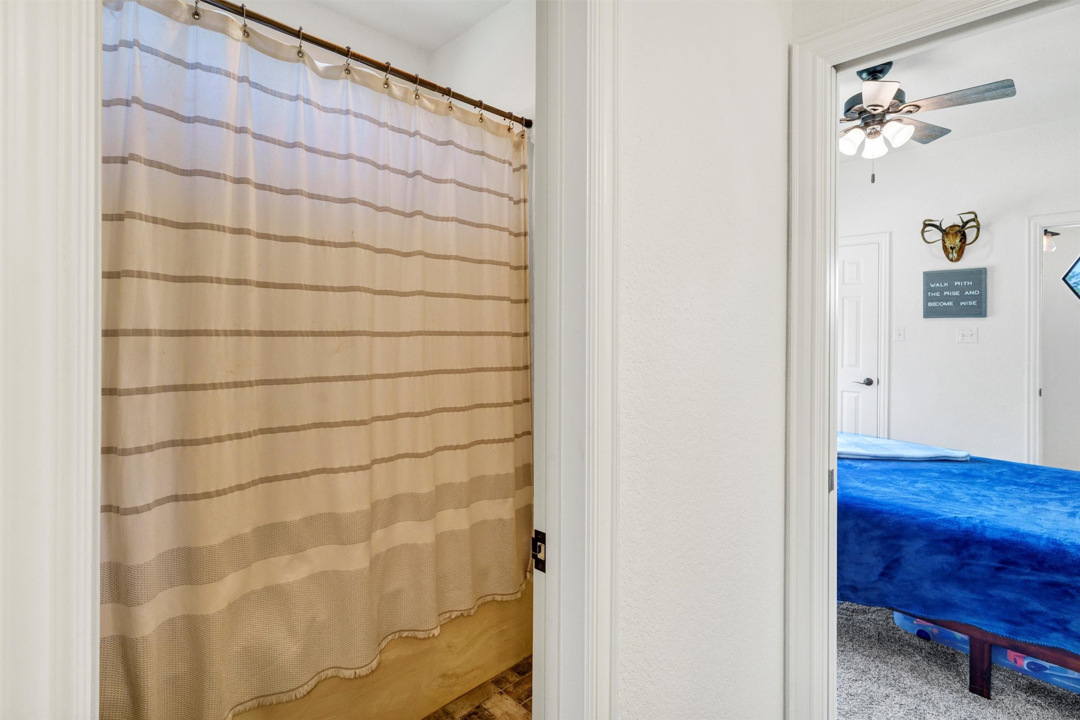 3227 Golden Oaks Circle