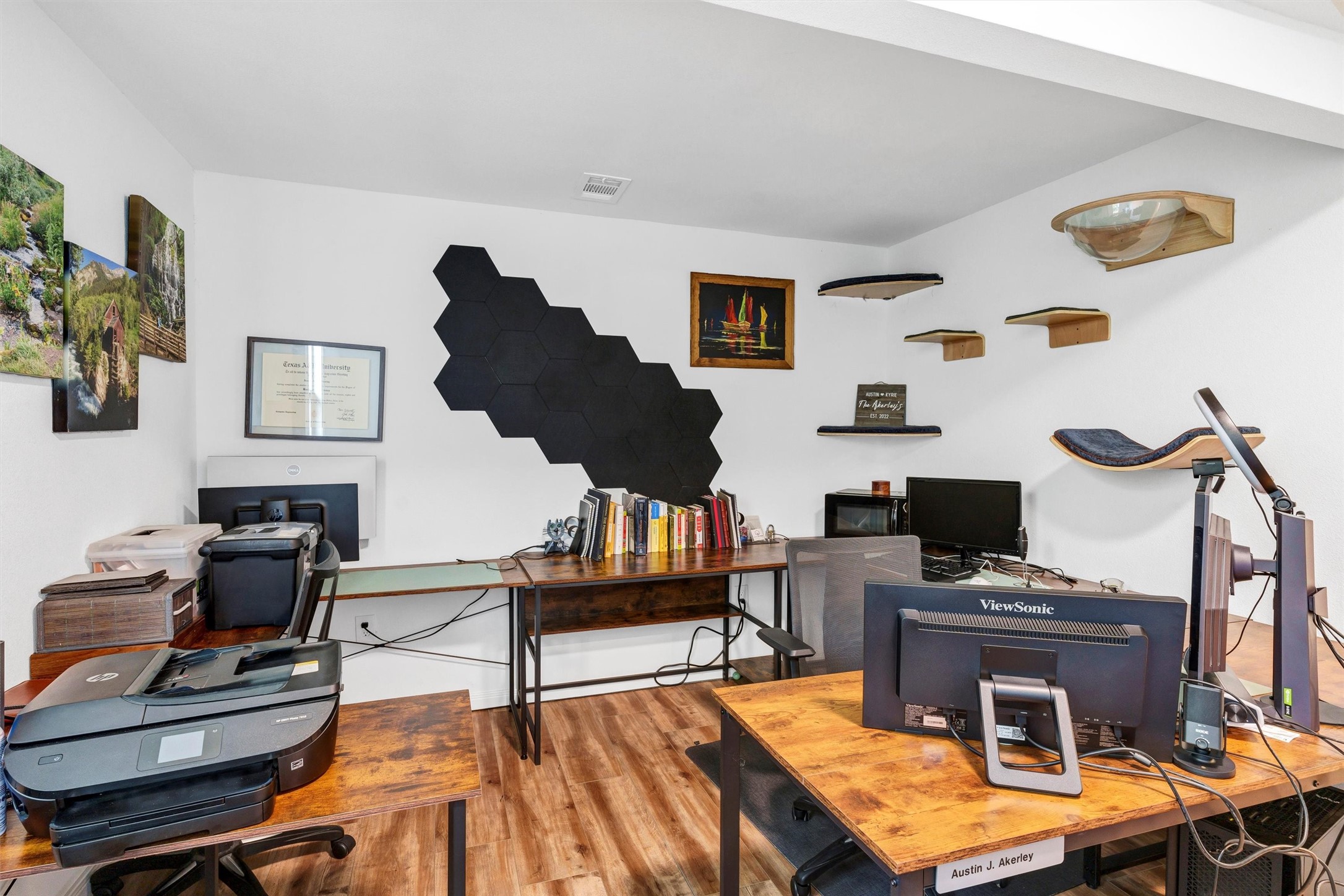 4902 Boquillas Drive