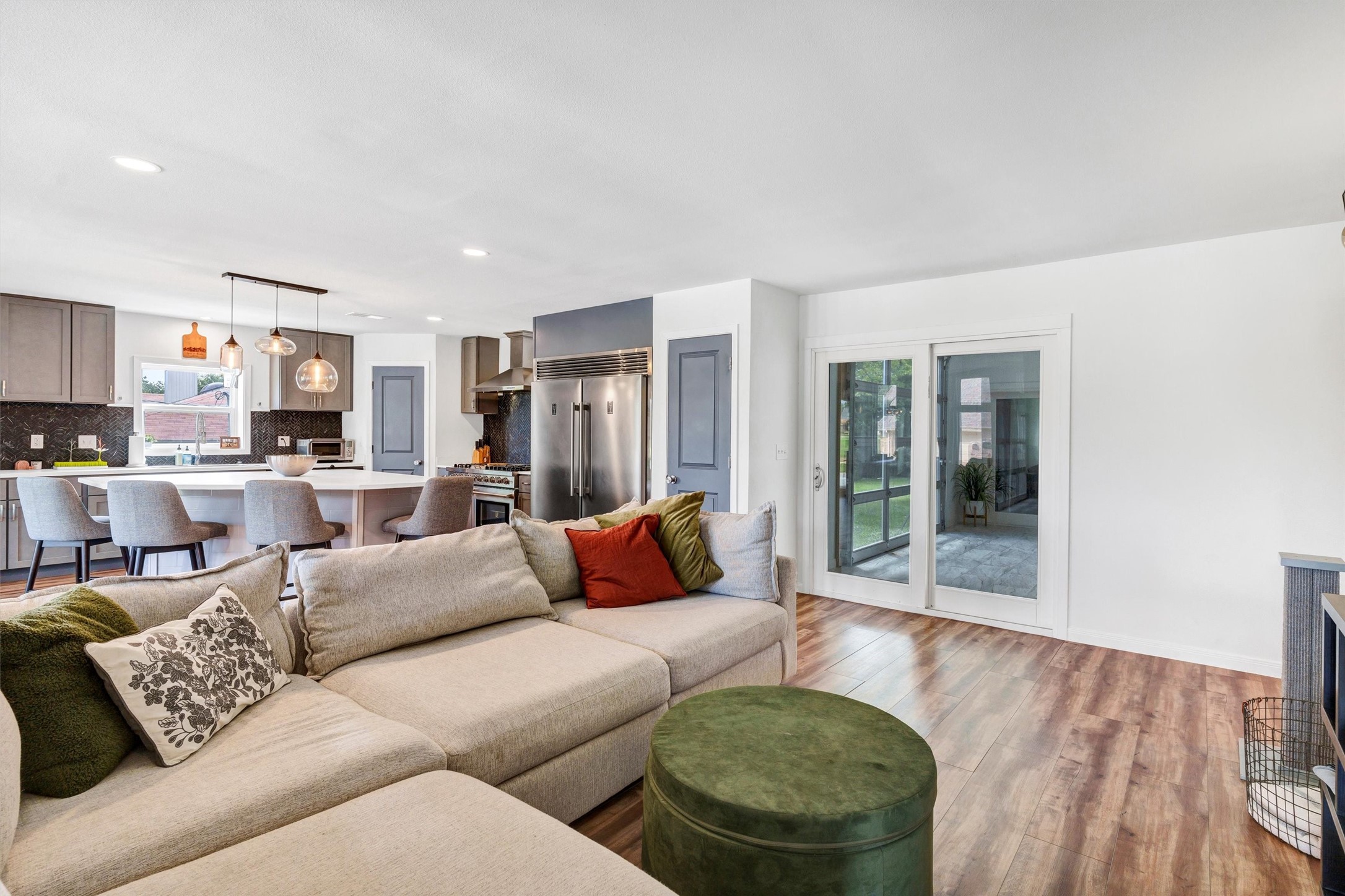 4902 Boquillas Drive