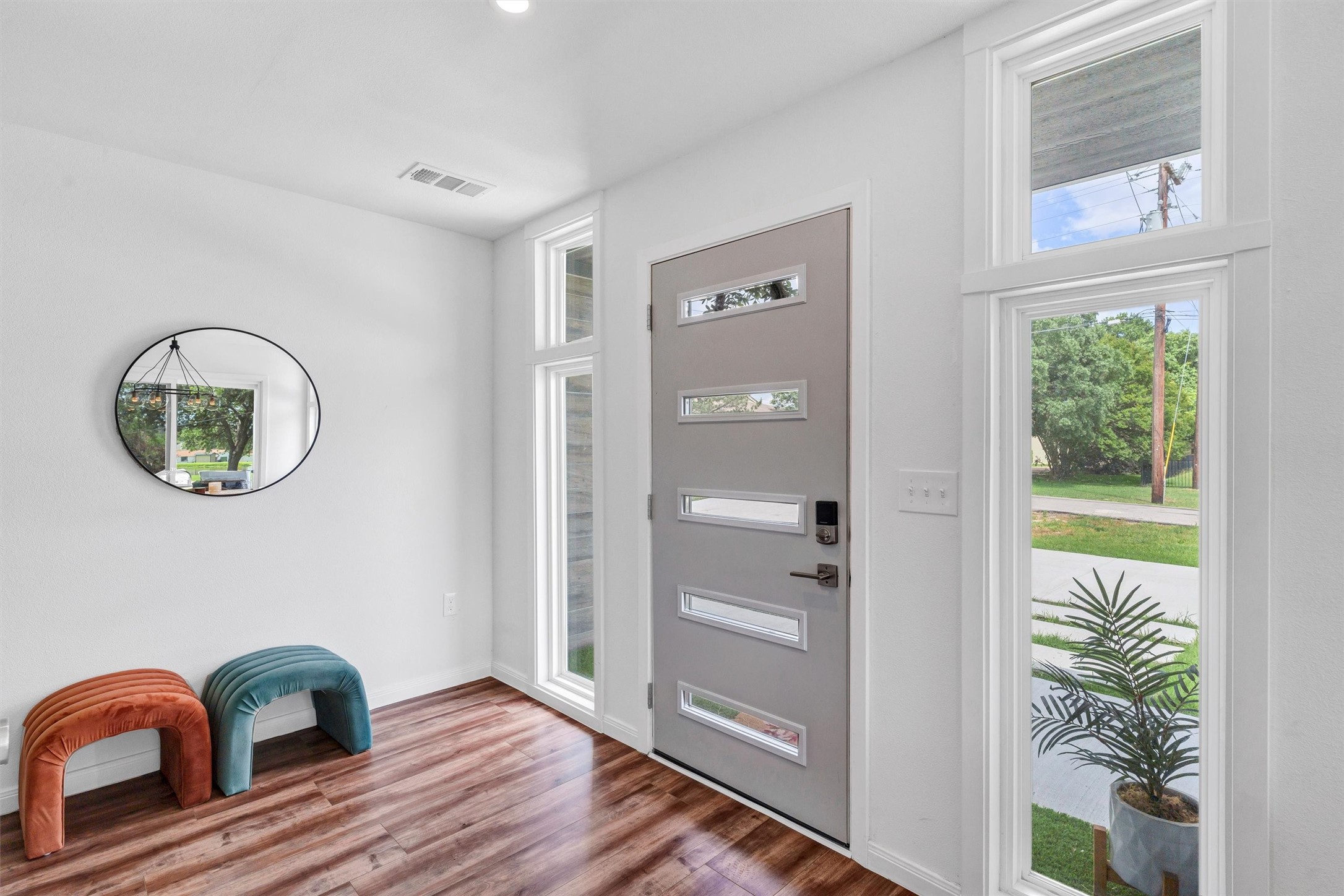 4902 Boquillas Drive