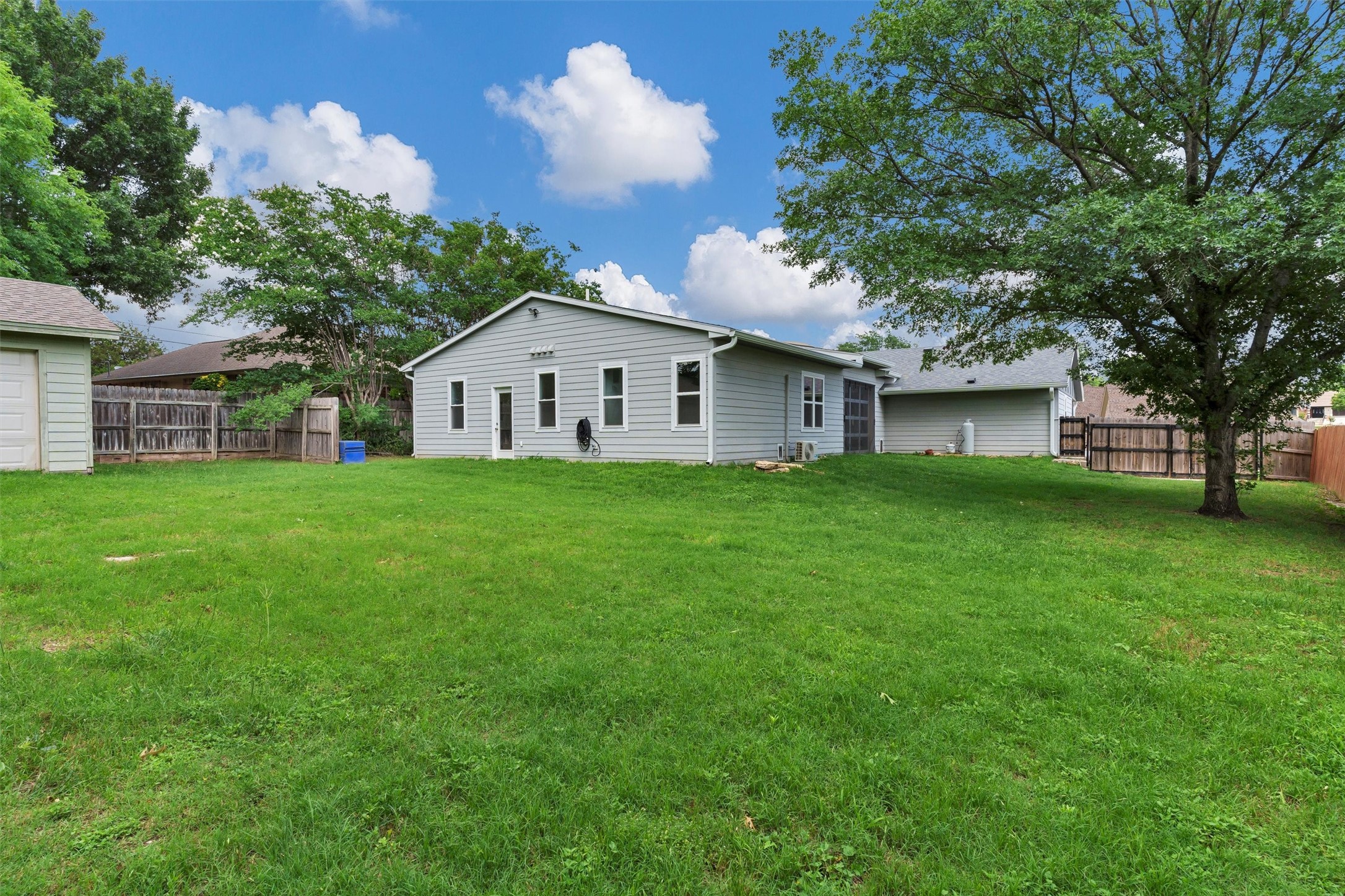 4902 Boquillas Drive