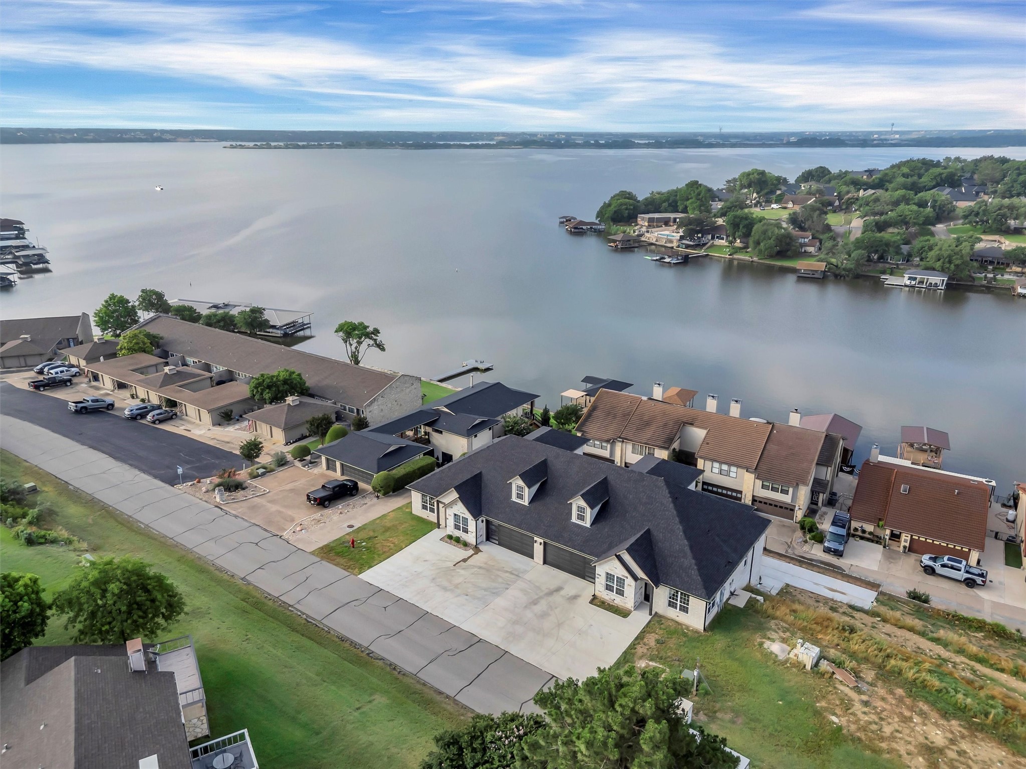 5128 Country Club Drive