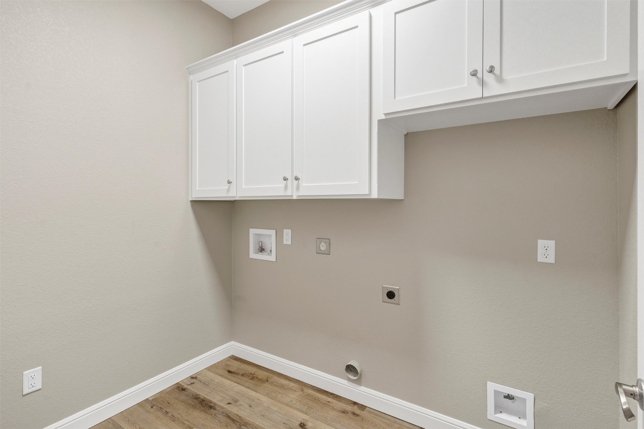 5128 Country Club Drive