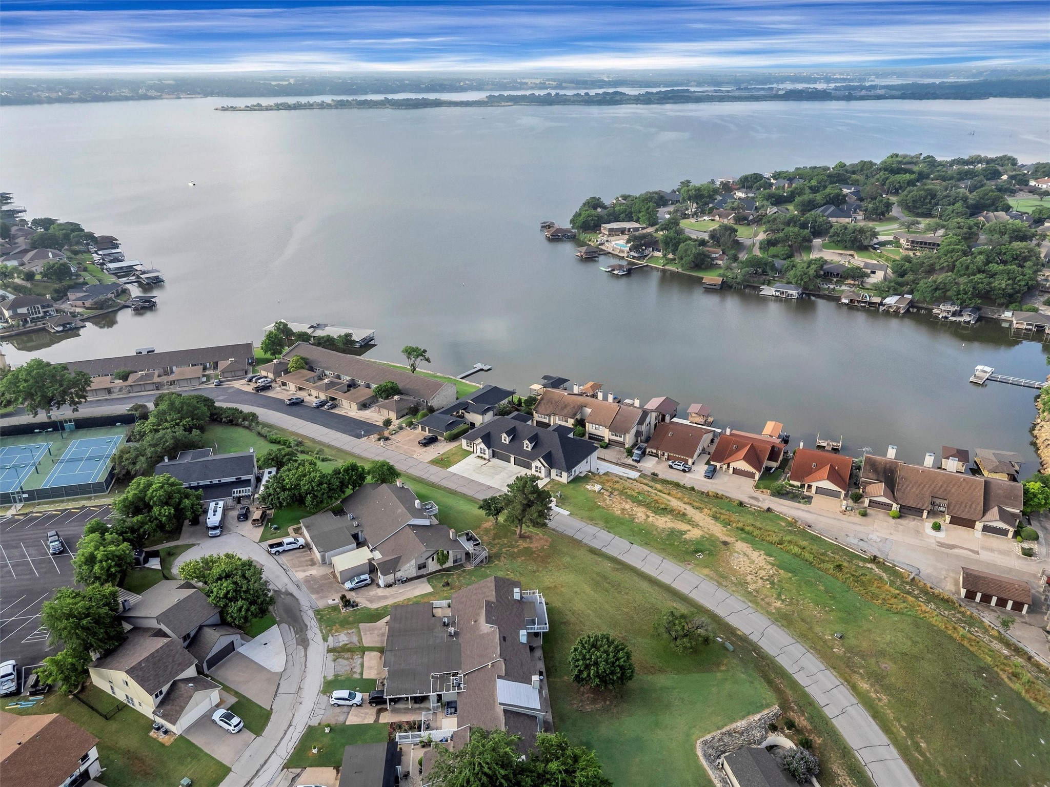 5128 Country Club Drive