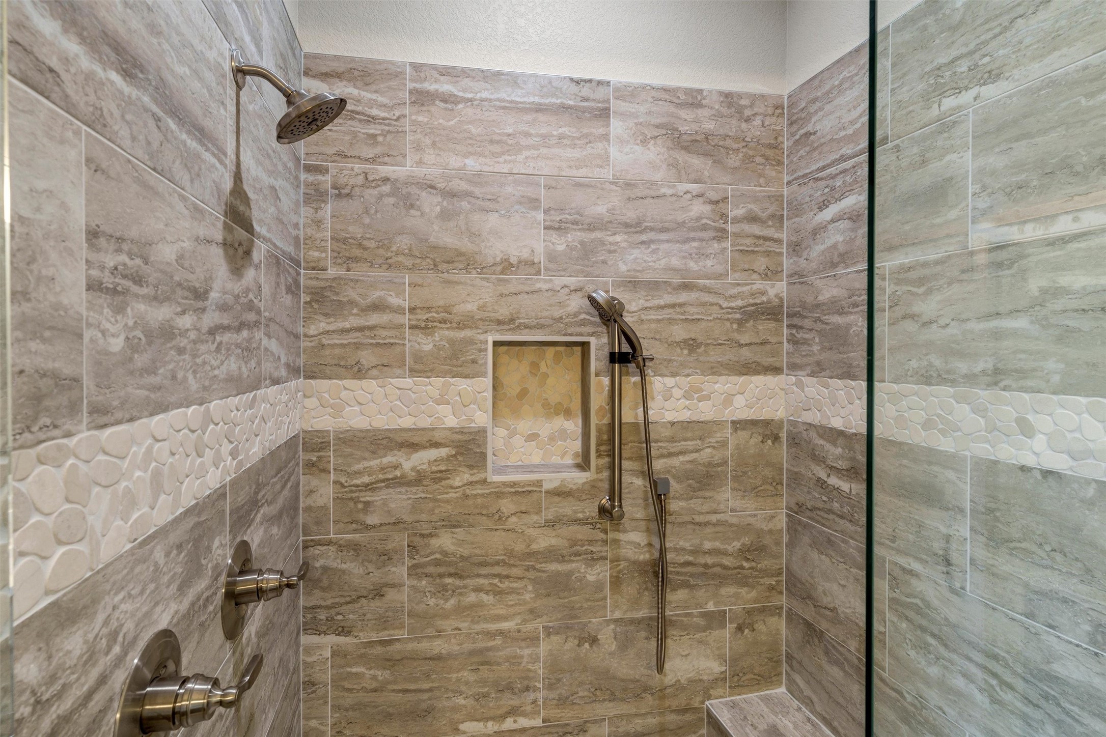 5128 Country Club Drive