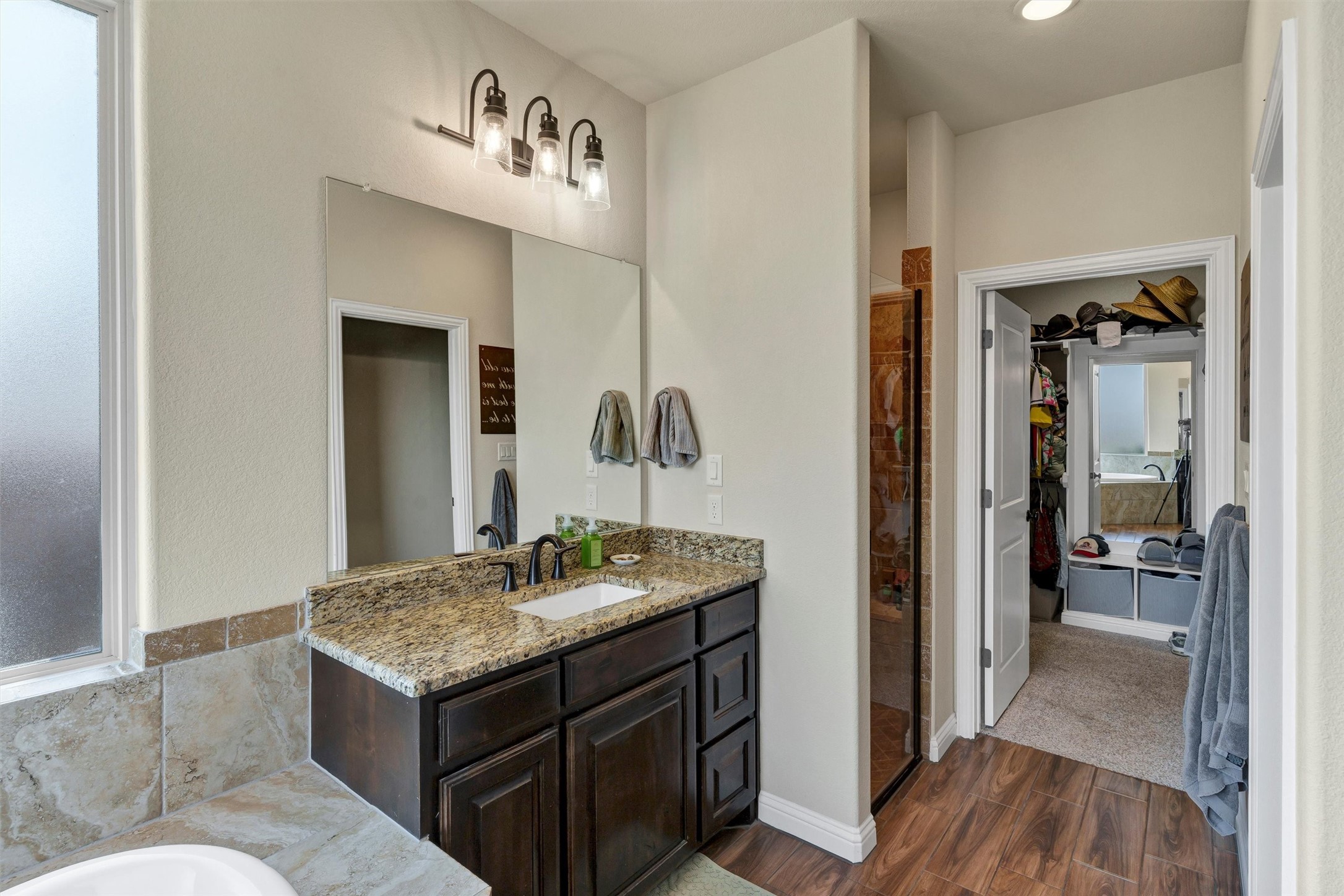 3309 Promenade Court