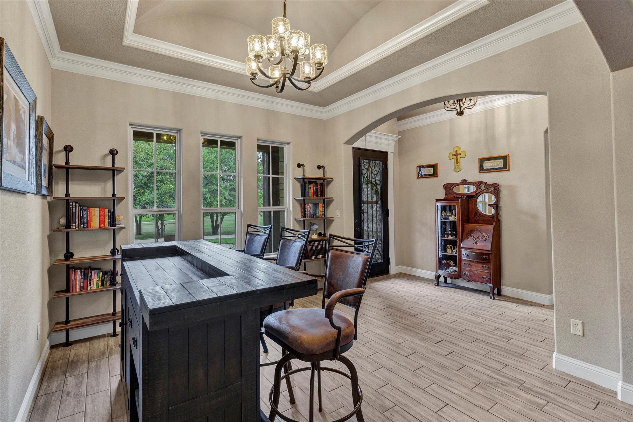 4030 Neri Oaks Court