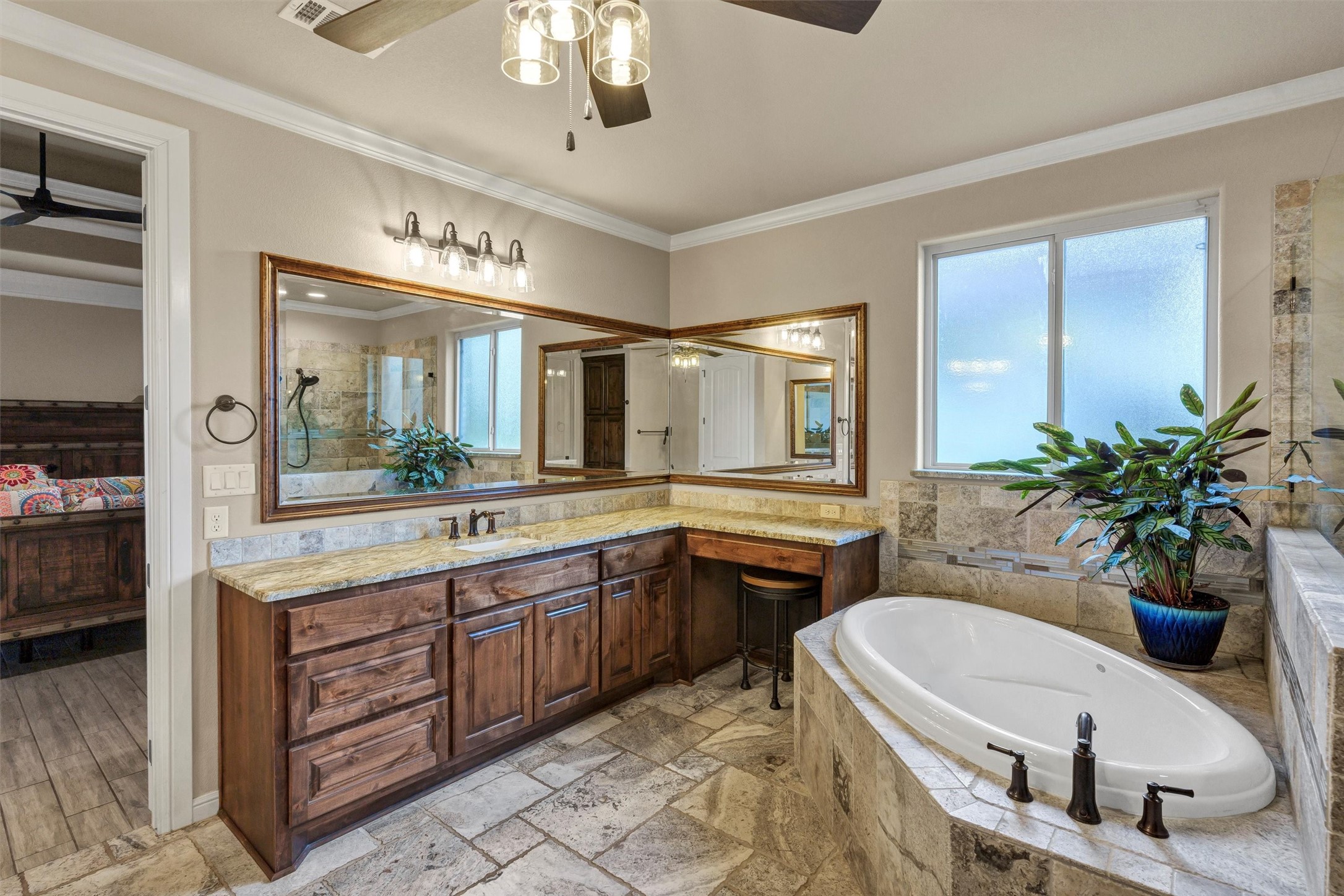 4030 Neri Oaks Court