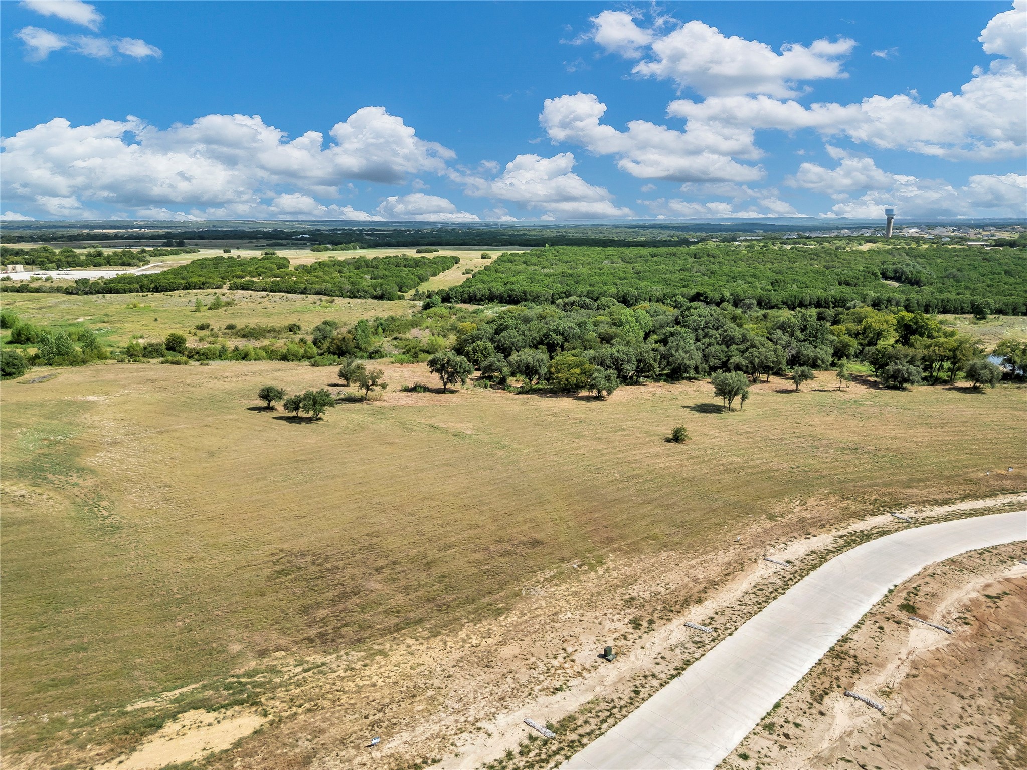 2019 Lindale Lane