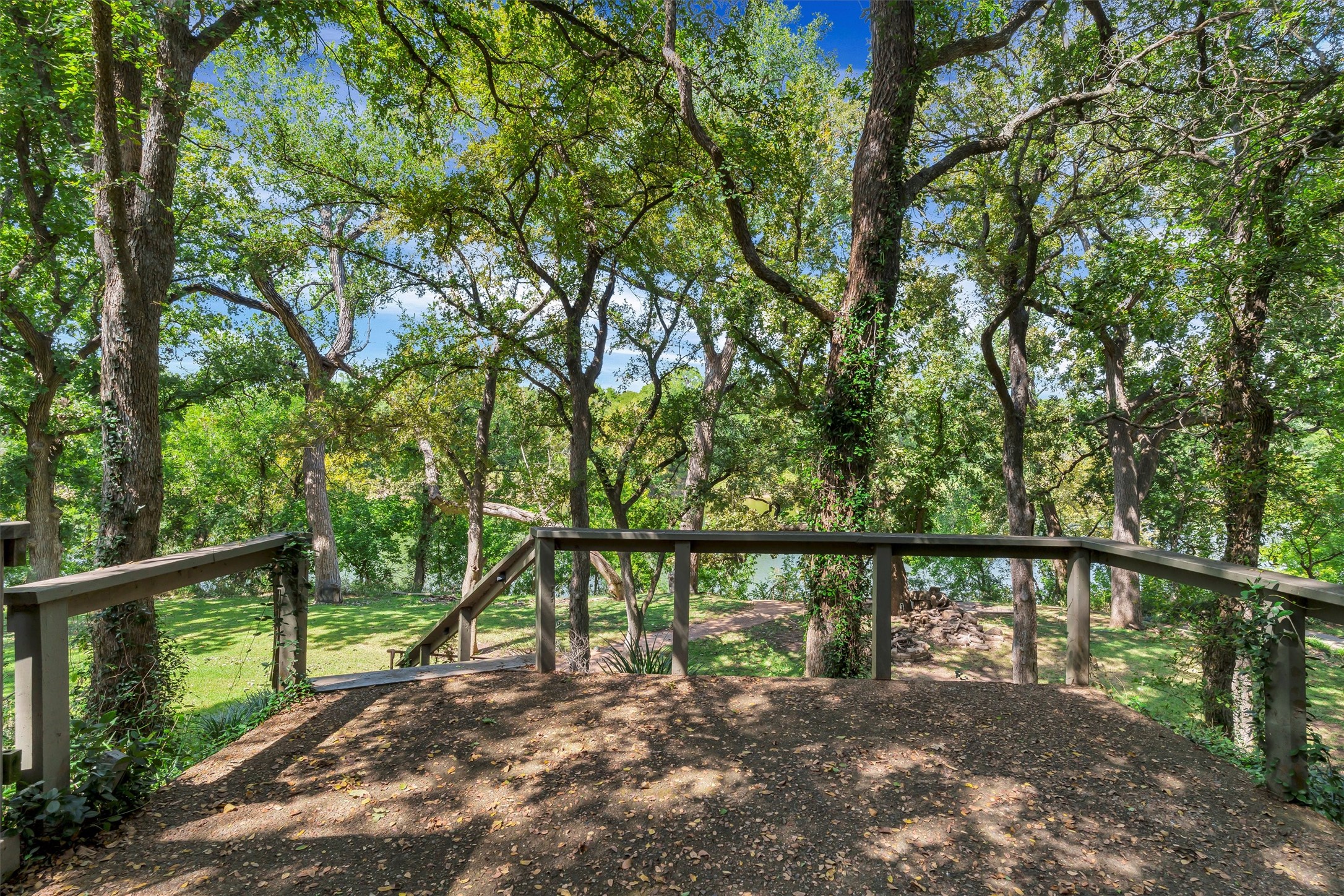 6818 Westover Drive